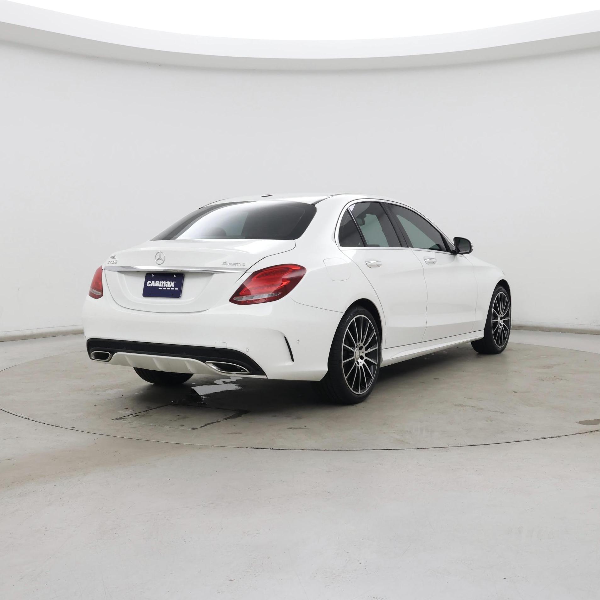 Thumbnail: 2015 Mercedes-Benz C-Class - 8