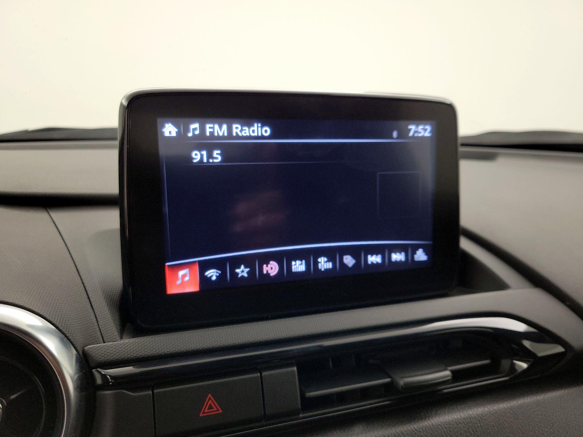 Thumbnail: 2020 Mazda MX-5 Miata - 15