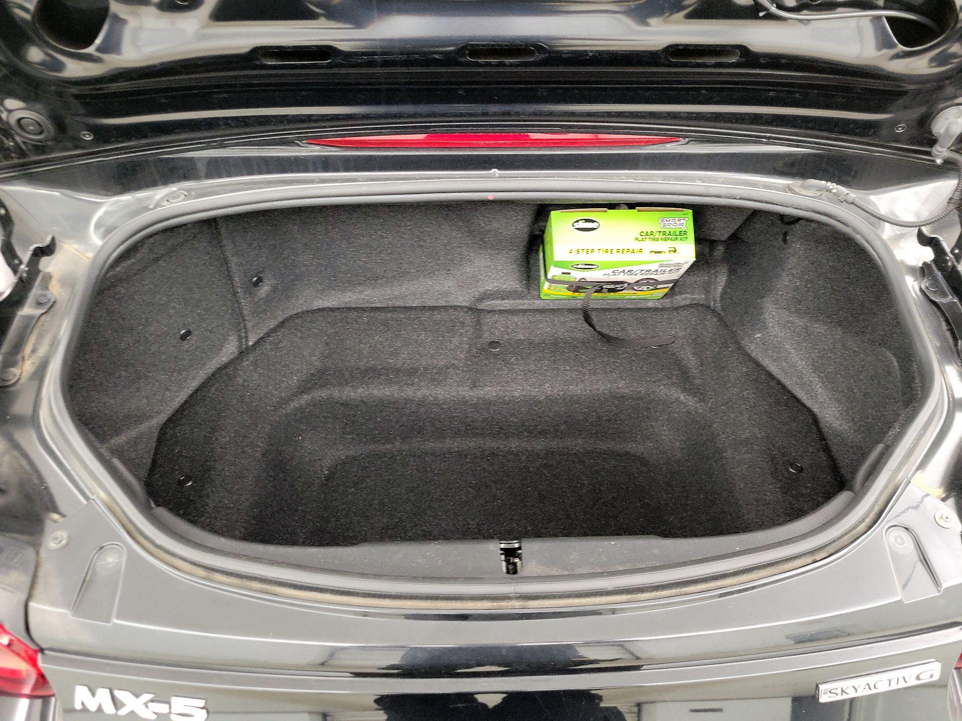 Thumbnail: 2020 Mazda MX-5 Miata - 19