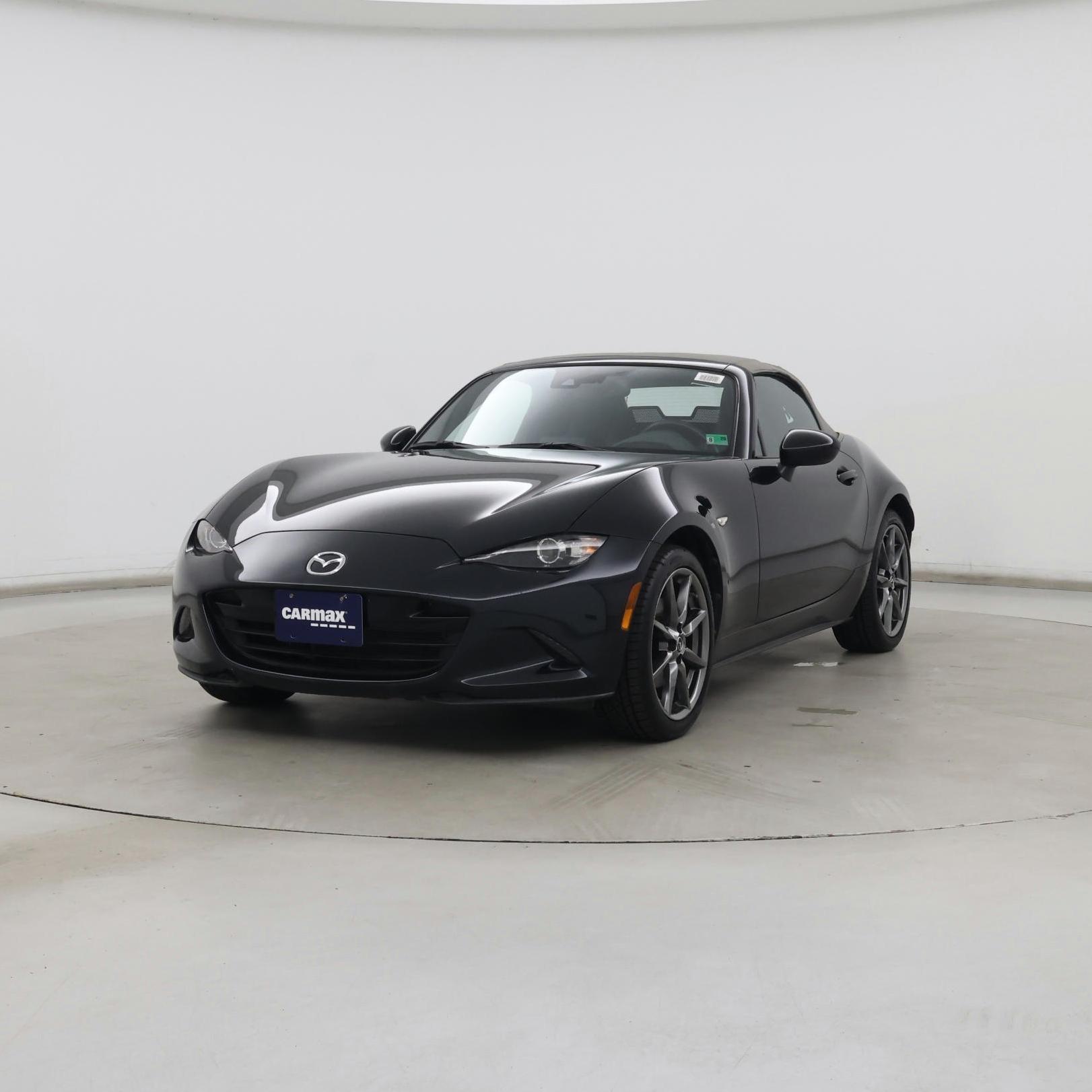 Thumbnail: 2020 Mazda MX-5 Miata - 4