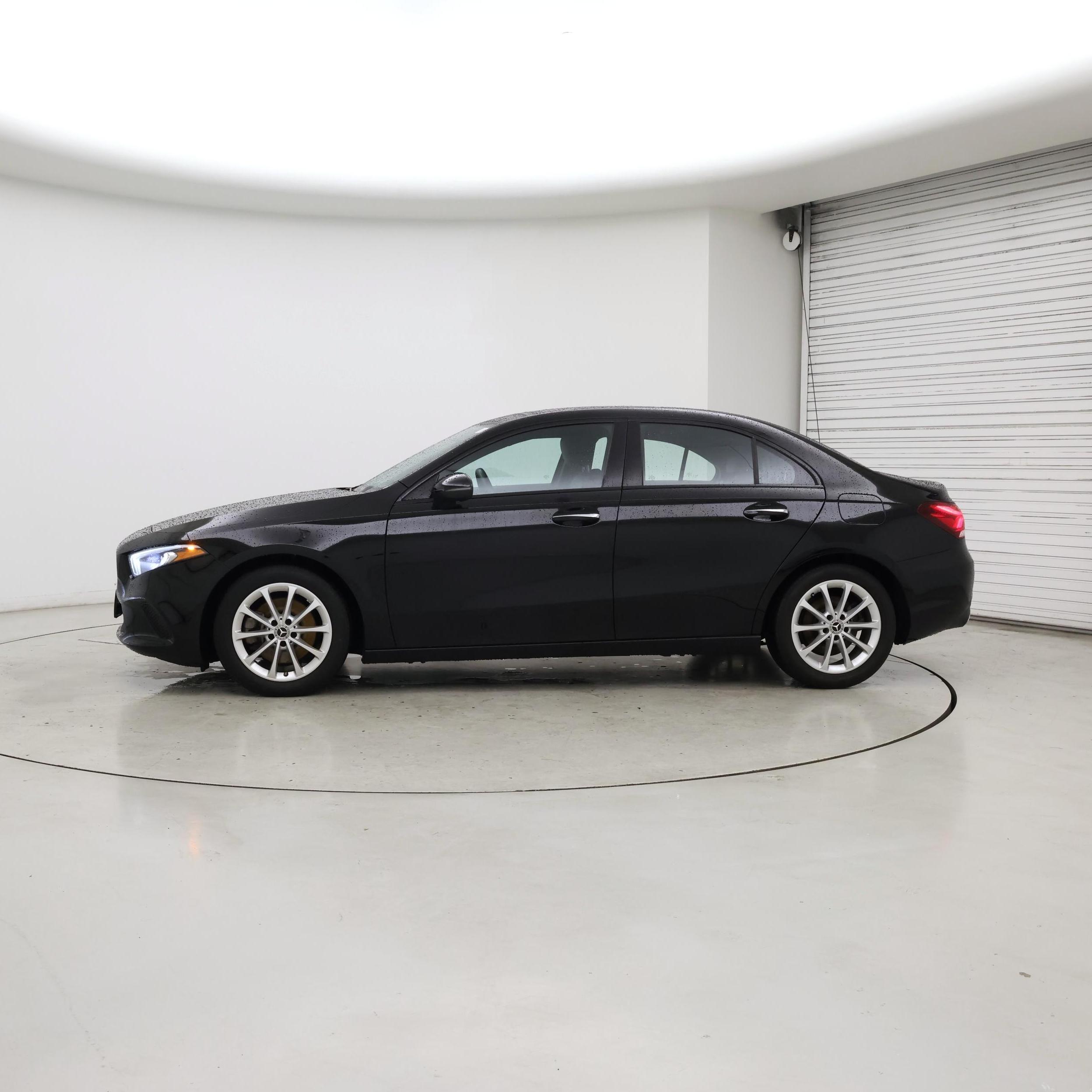 Thumbnail: 2020 Mercedes-Benz A-Class - 3