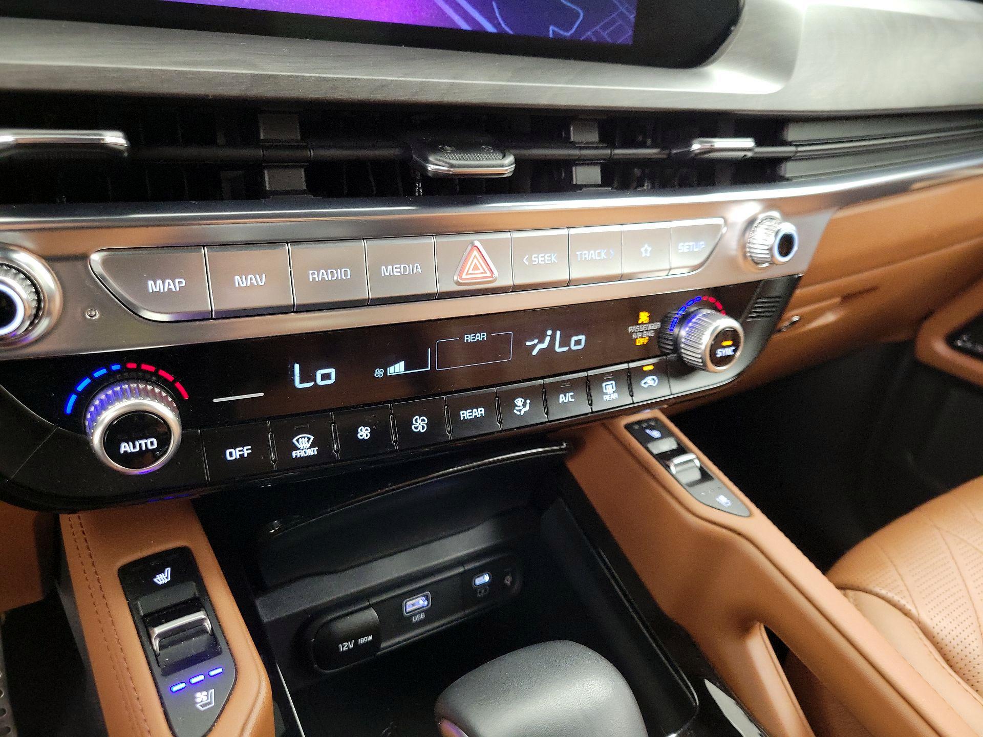 Thumbnail: 2024 Kia Telluride - 17
