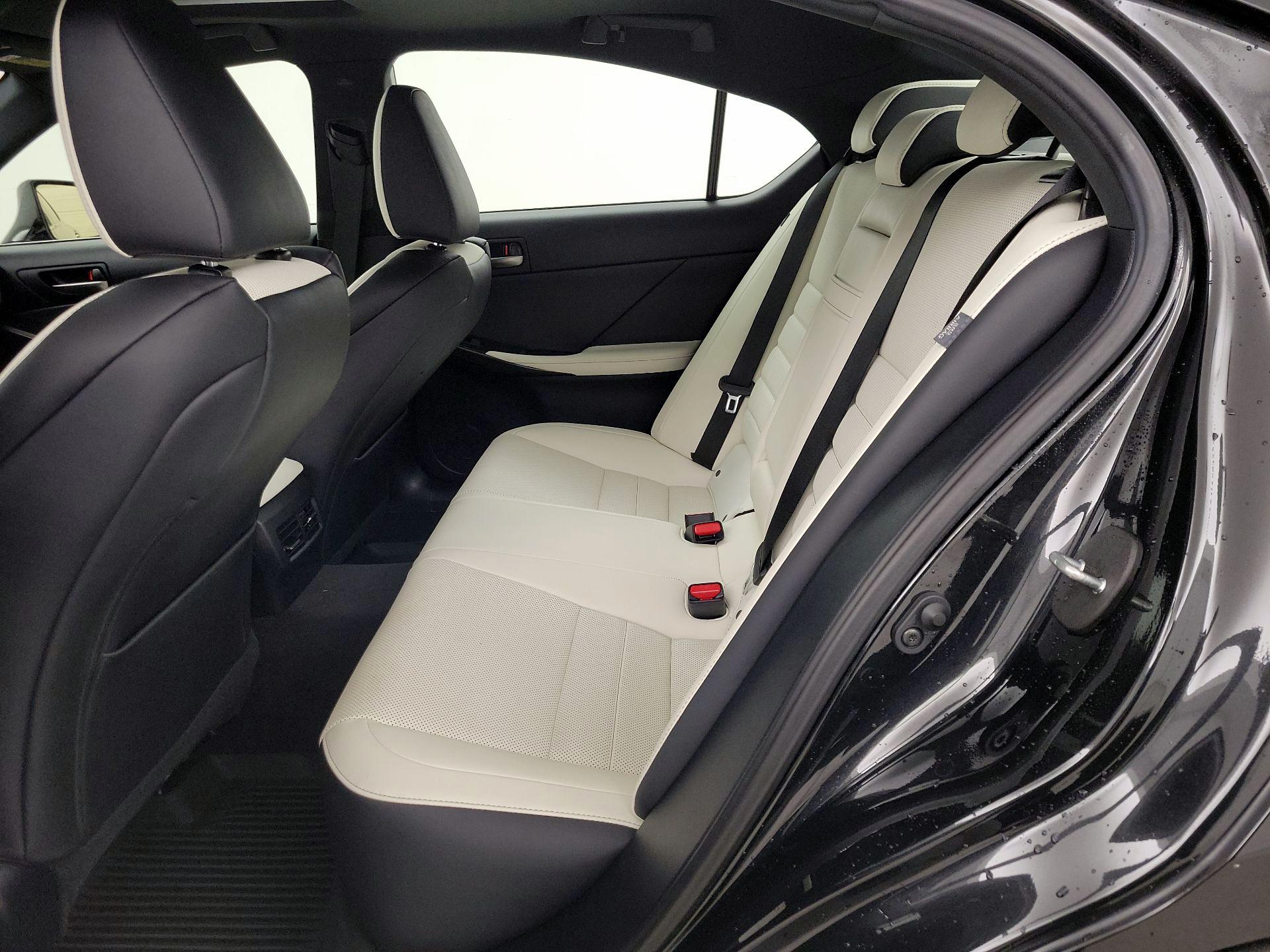 Thumbnail: 2021 Lexus IS - 20