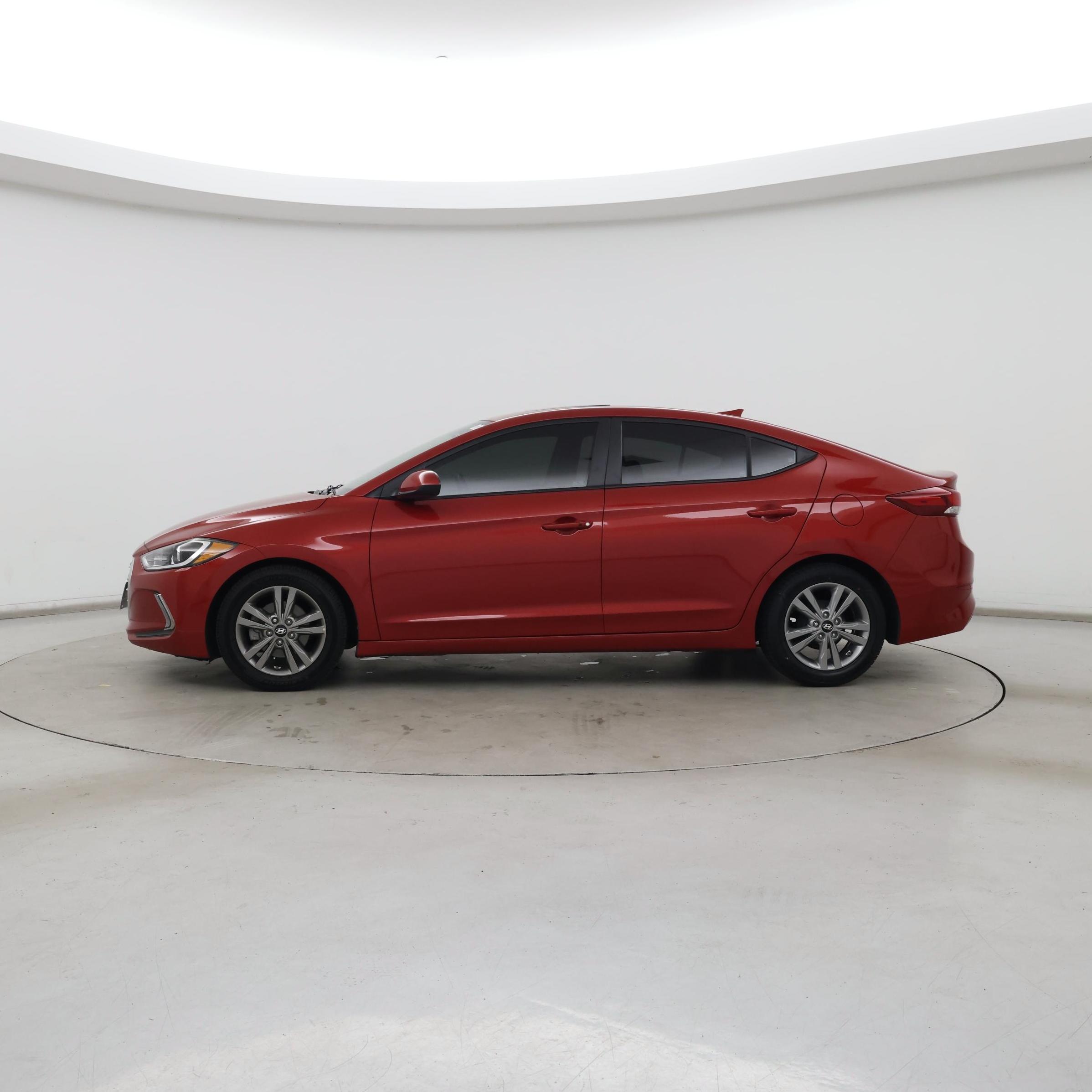 Thumbnail: 2017 Hyundai Elantra - 3