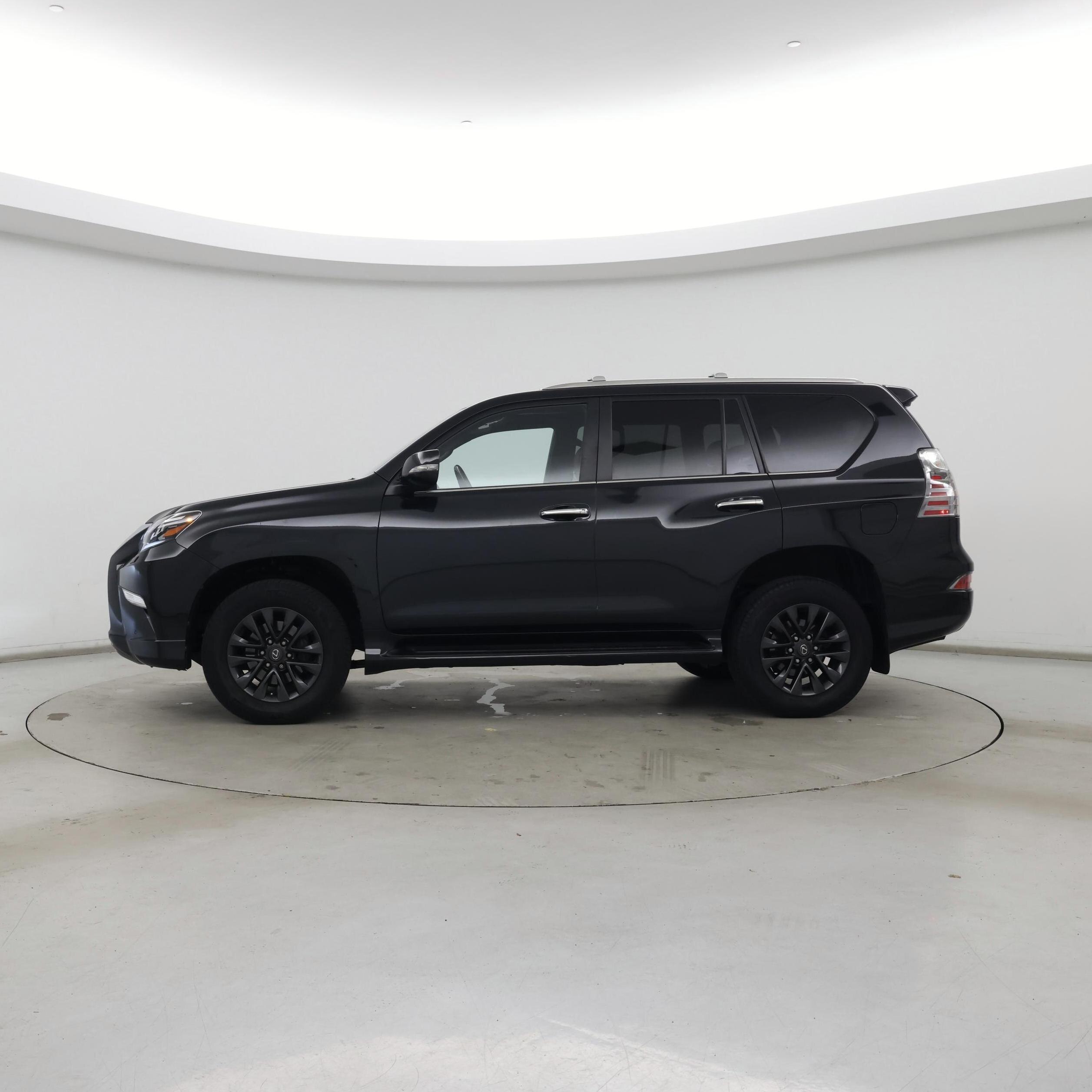 Thumbnail: 2022 Lexus GX - 3