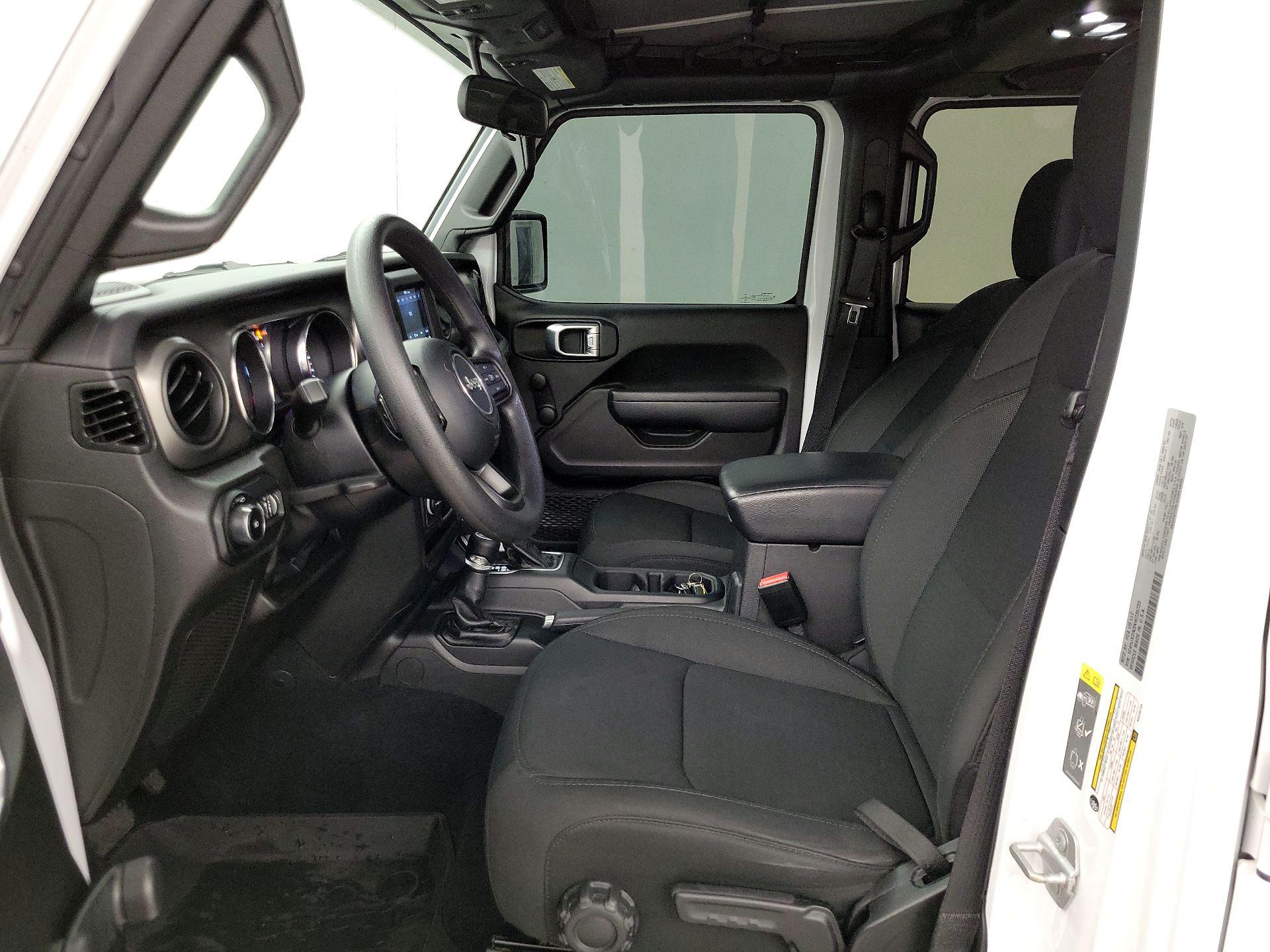 Thumbnail: 2022 Jeep Wrangler - 11