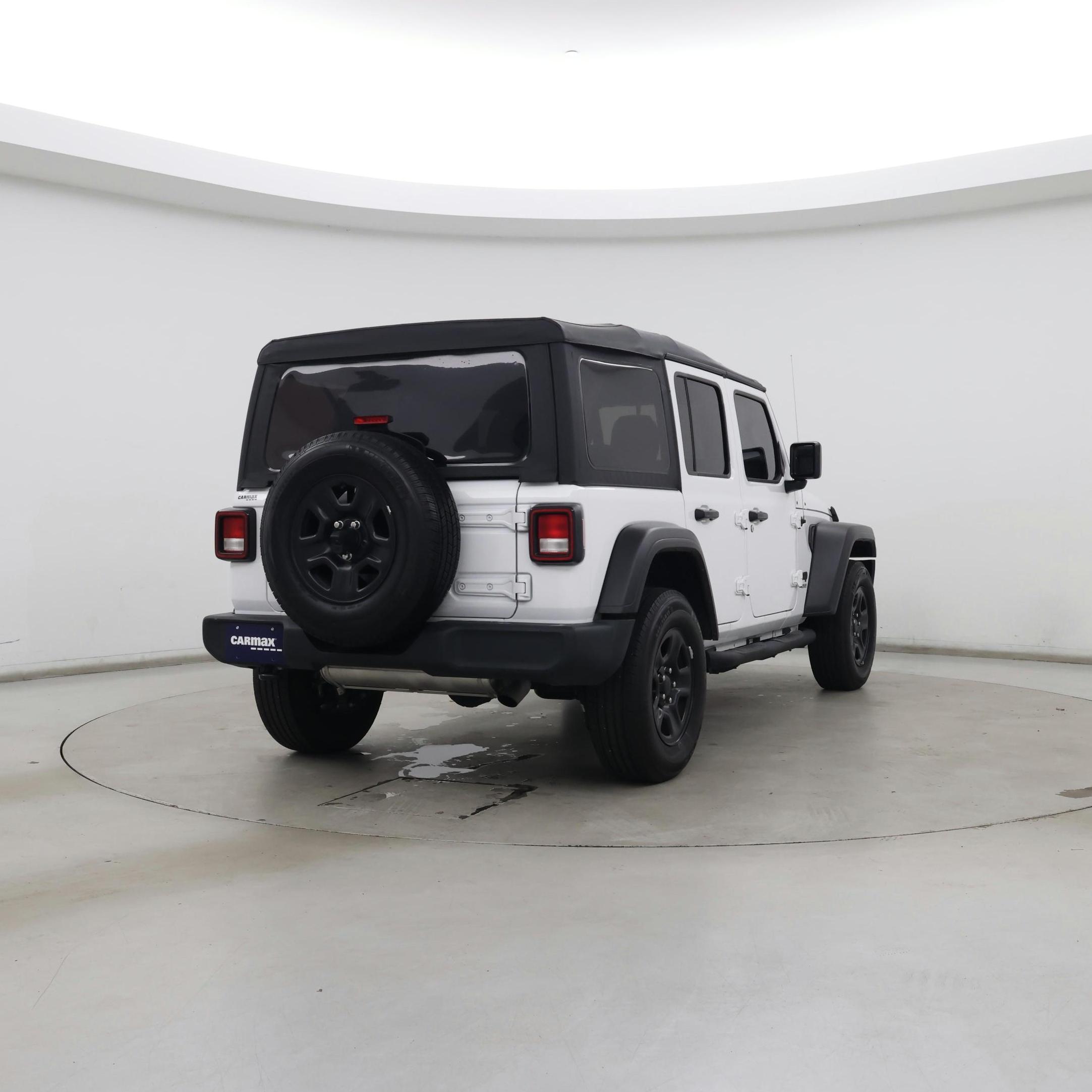 Thumbnail: 2022 Jeep Wrangler - 8