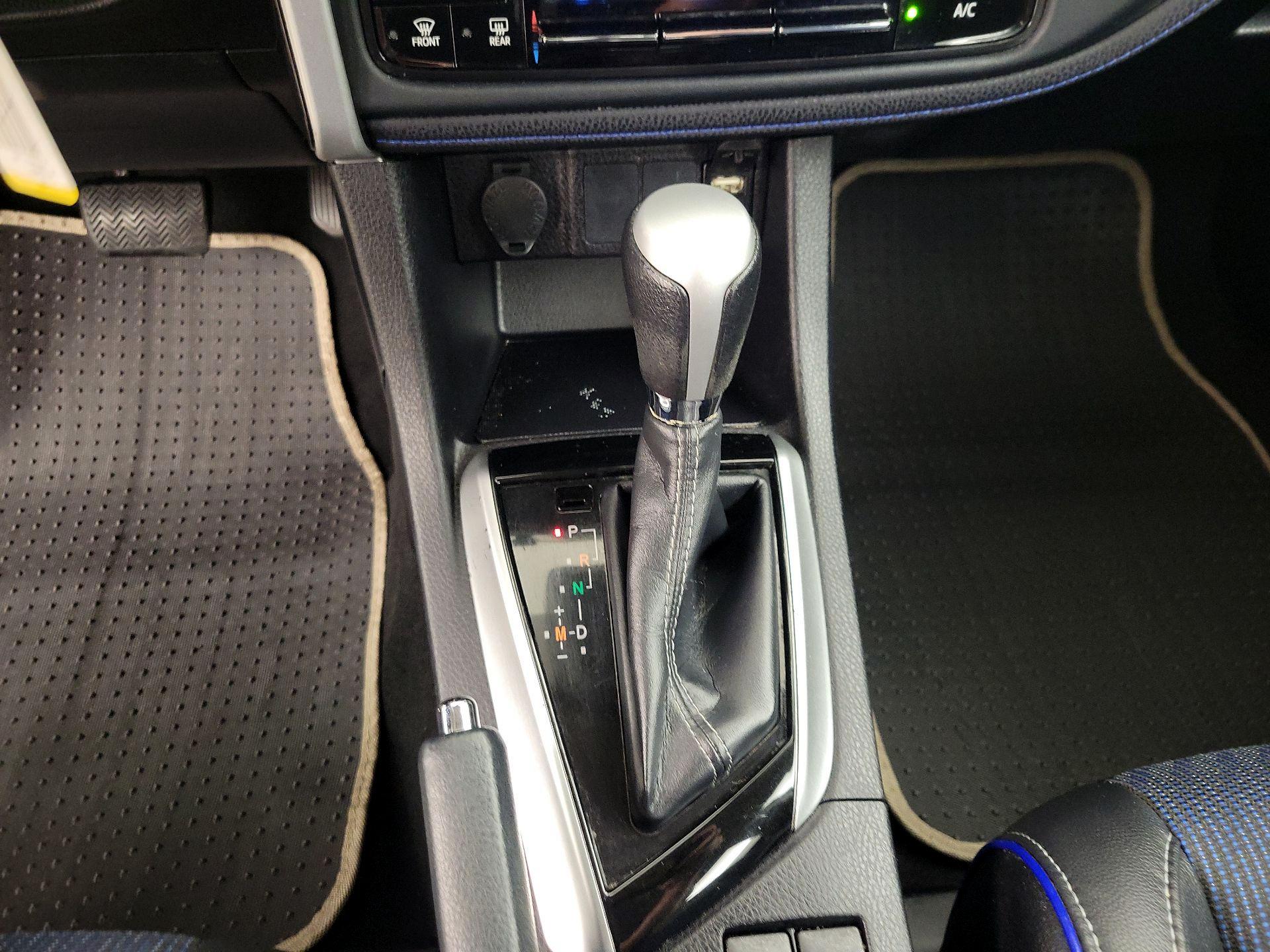 Thumbnail: 2019 Toyota Corolla - 17