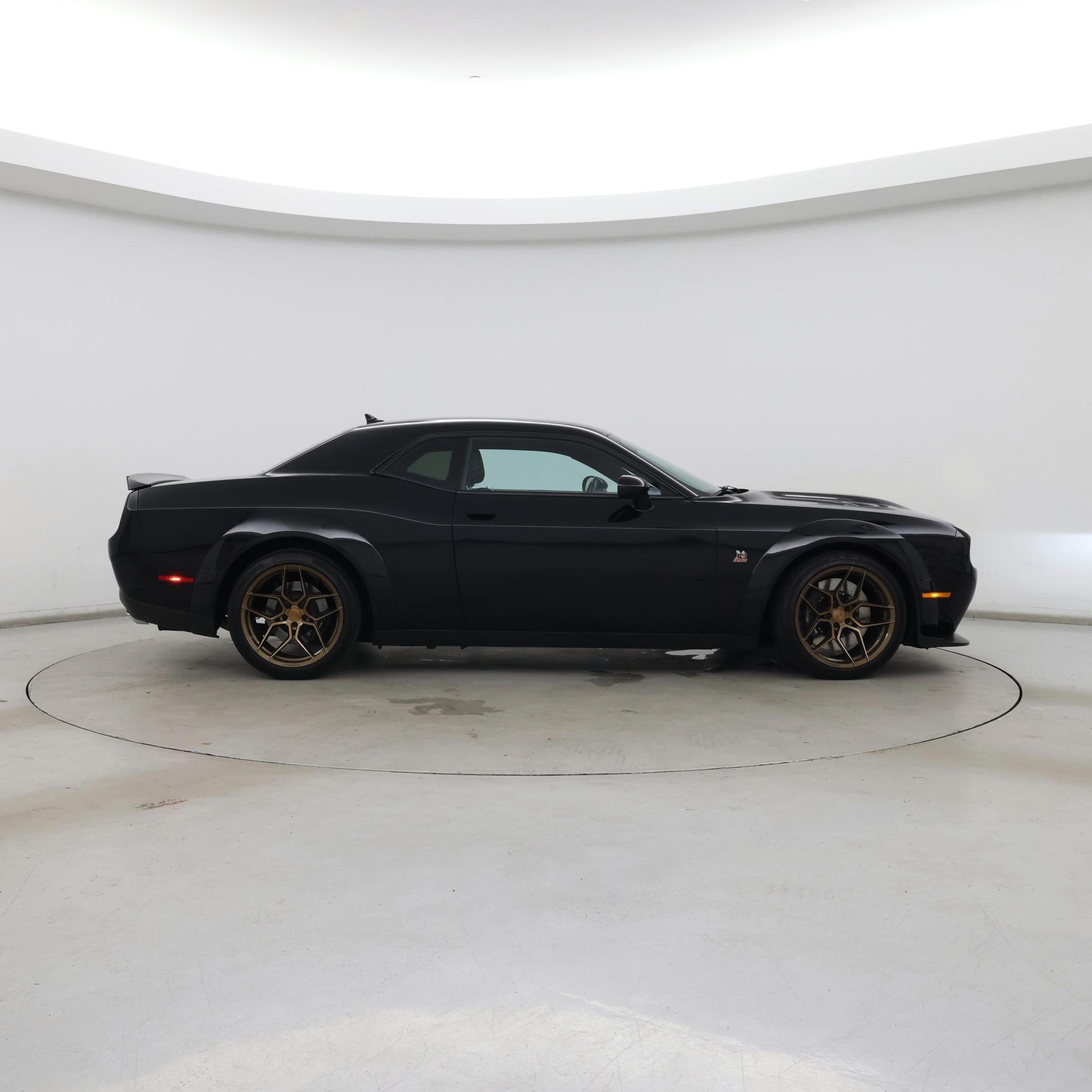 Thumbnail: 2022 Dodge Challenger - 7