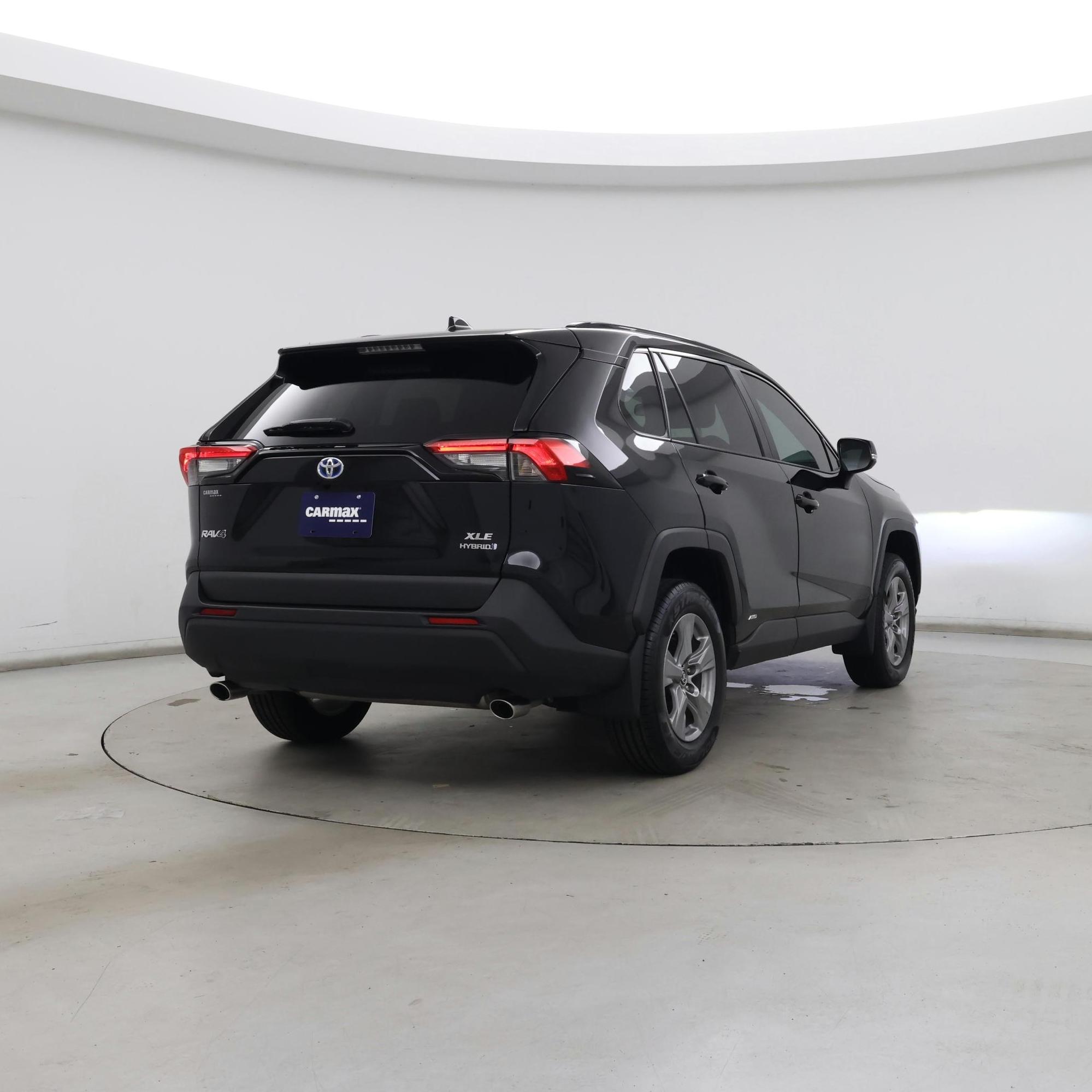 Thumbnail: 2022 Toyota RAV4 - 8