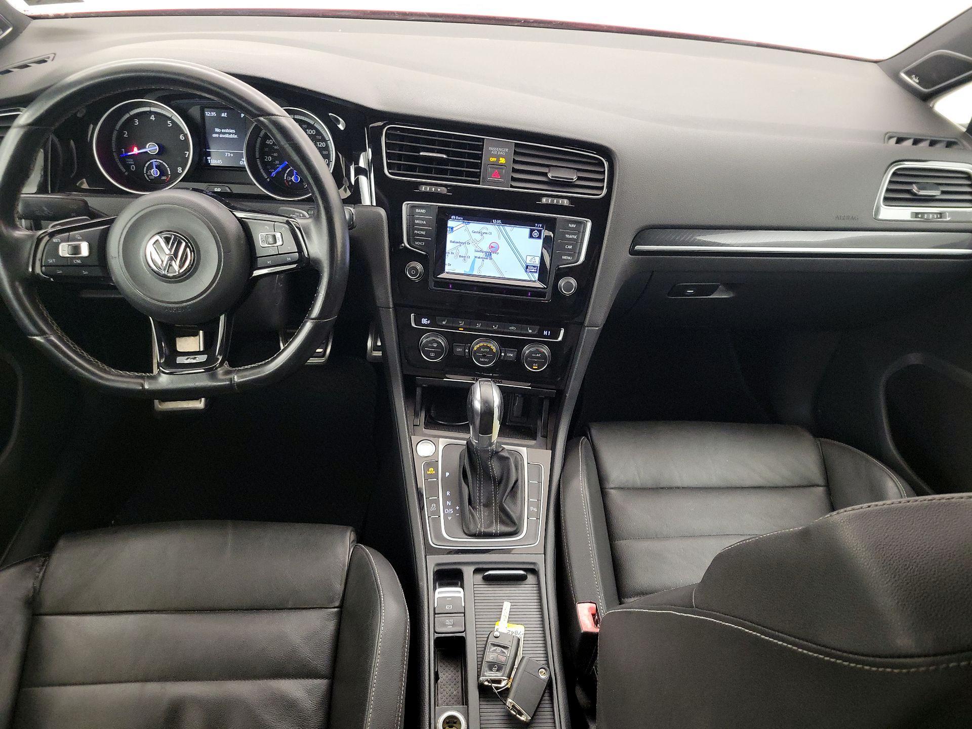 Thumbnail: 2015 Volkswagen Golf - 9