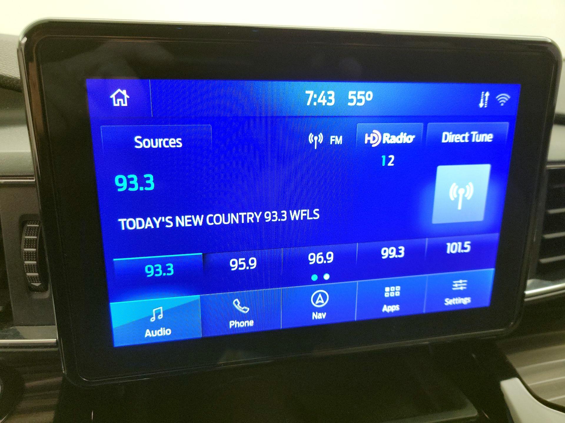 Thumbnail: 2021 Ford Explorer - 16