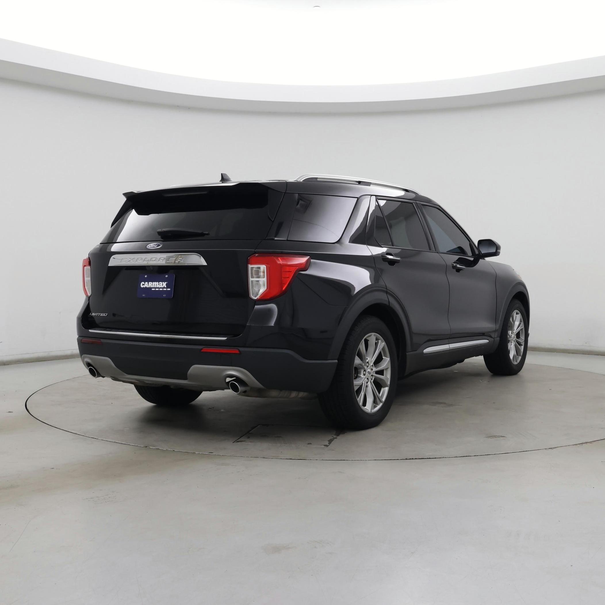 Thumbnail: 2021 Ford Explorer - 8