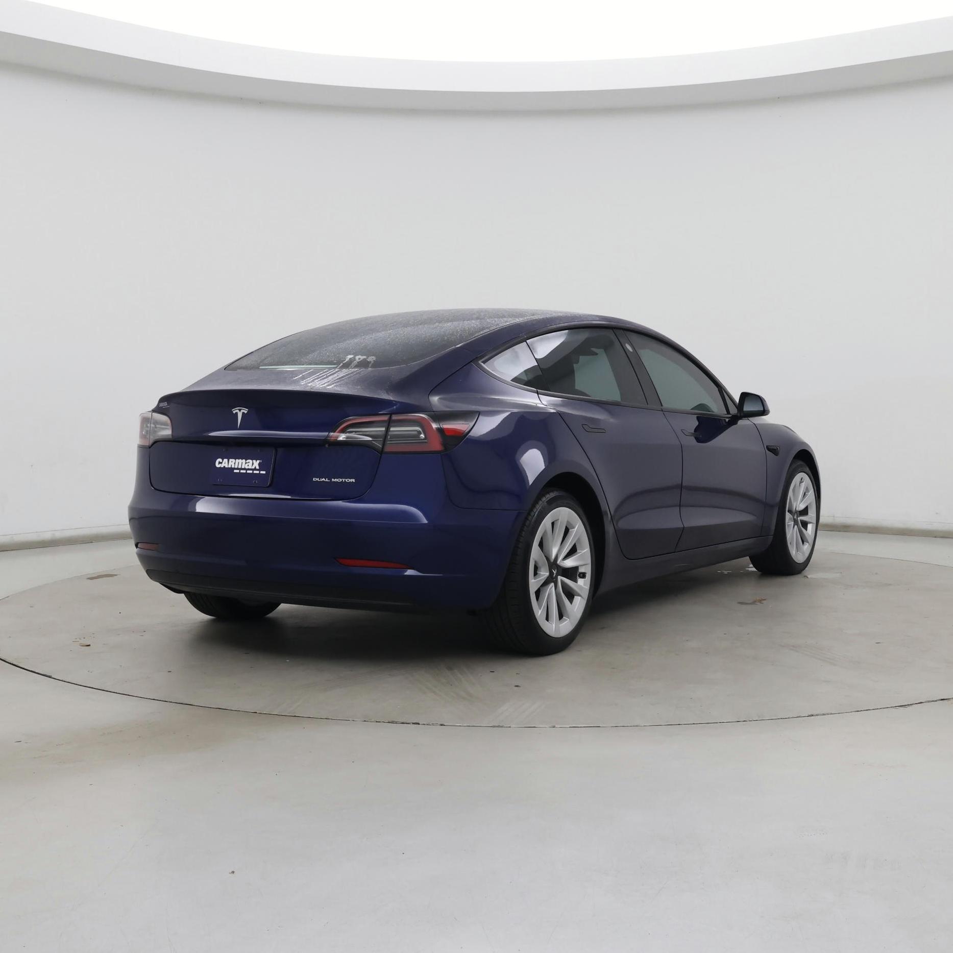 Thumbnail: 2023 Tesla Model 3 - 8