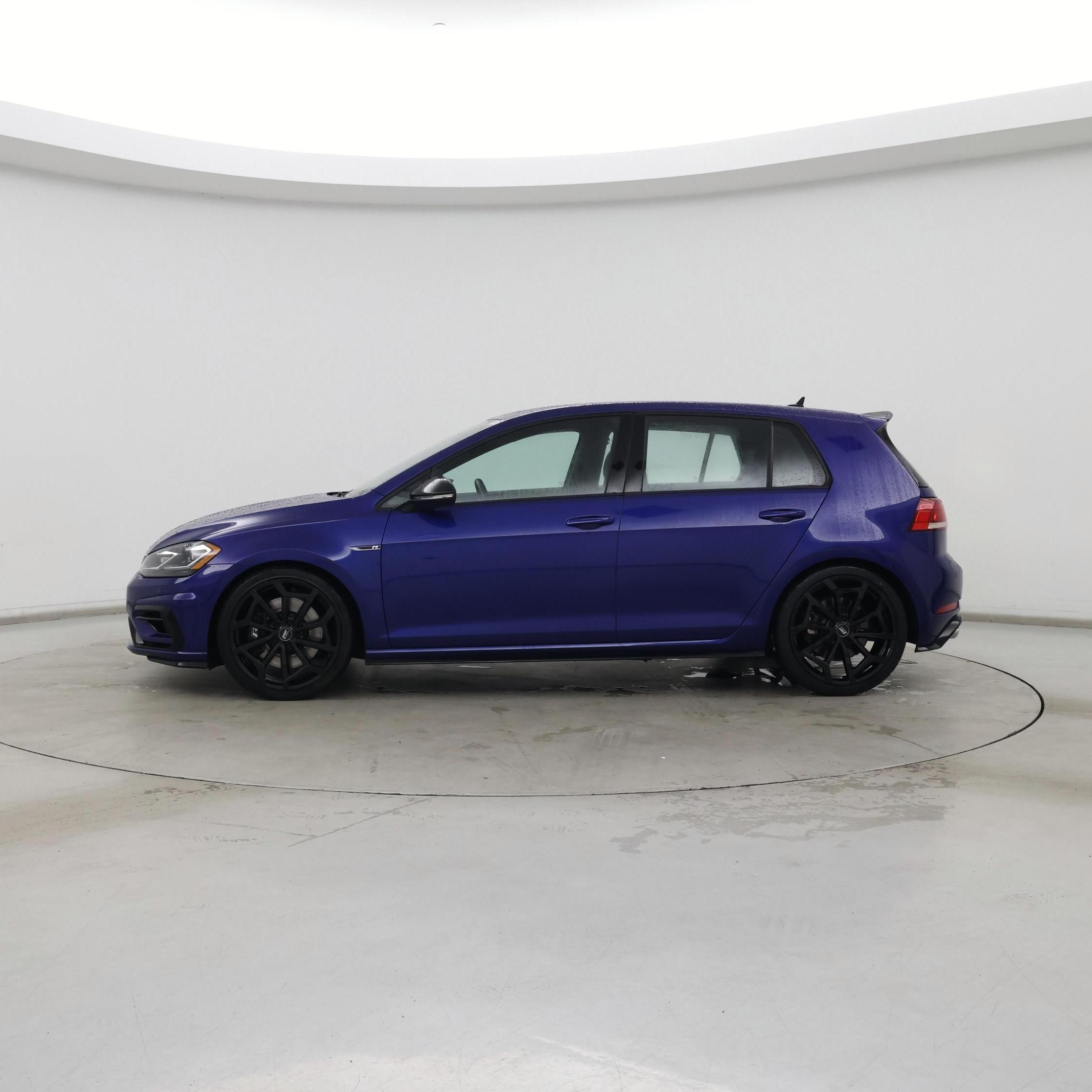 Thumbnail: 2018 Volkswagen Golf - 3