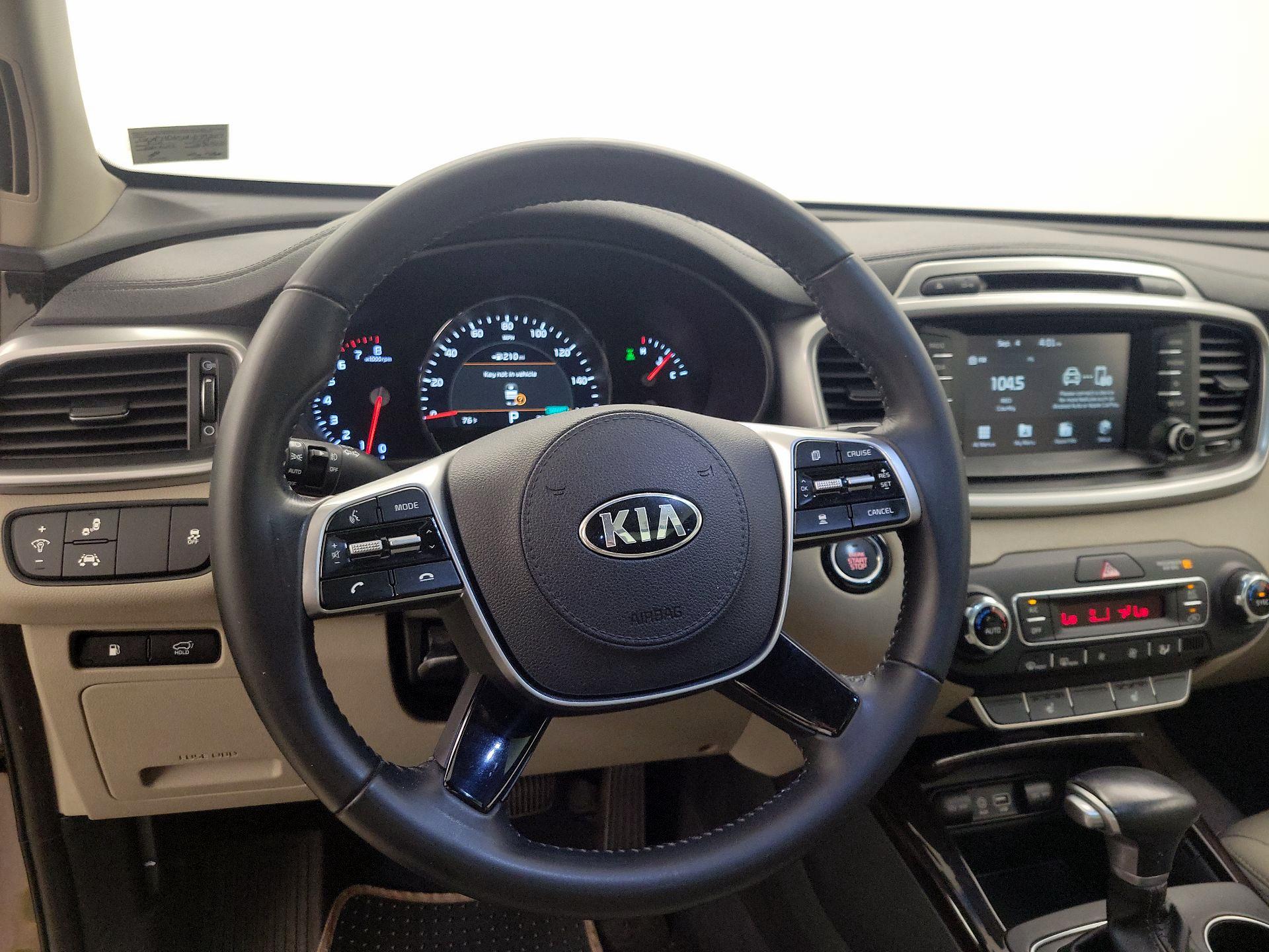 Thumbnail: 2019 Kia Sorento - 10