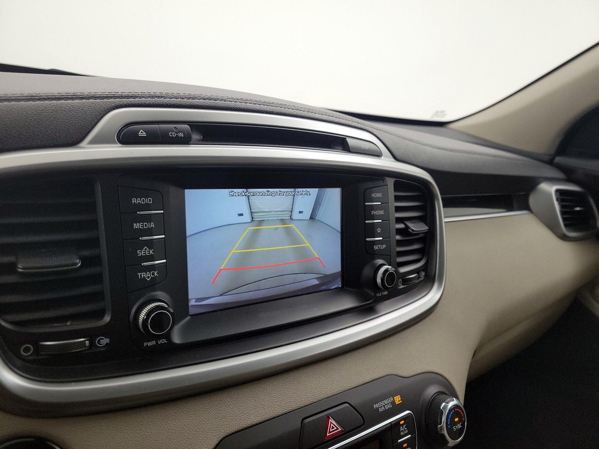 Thumbnail: 2019 Kia Sorento - 14