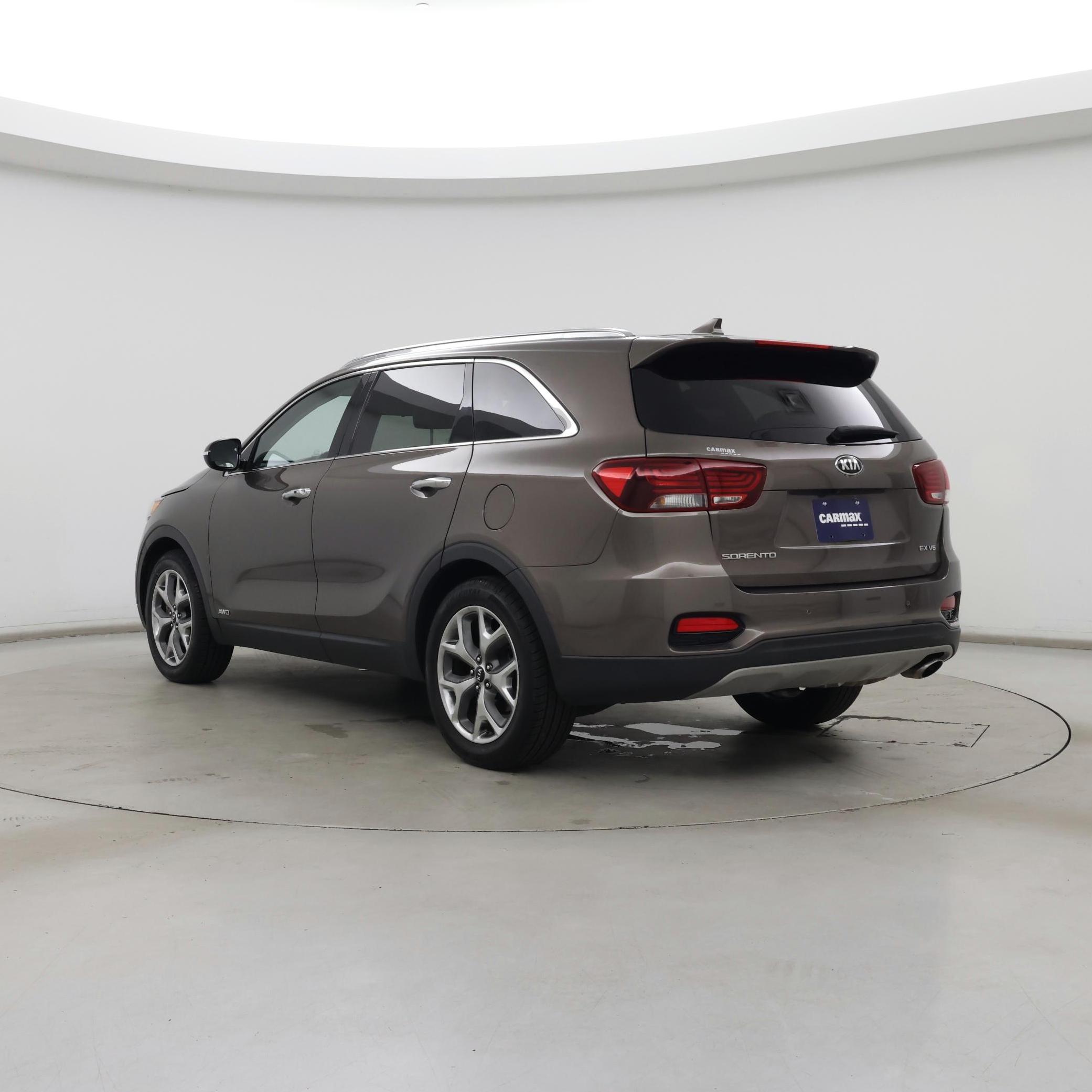 Thumbnail: 2019 Kia Sorento - 2