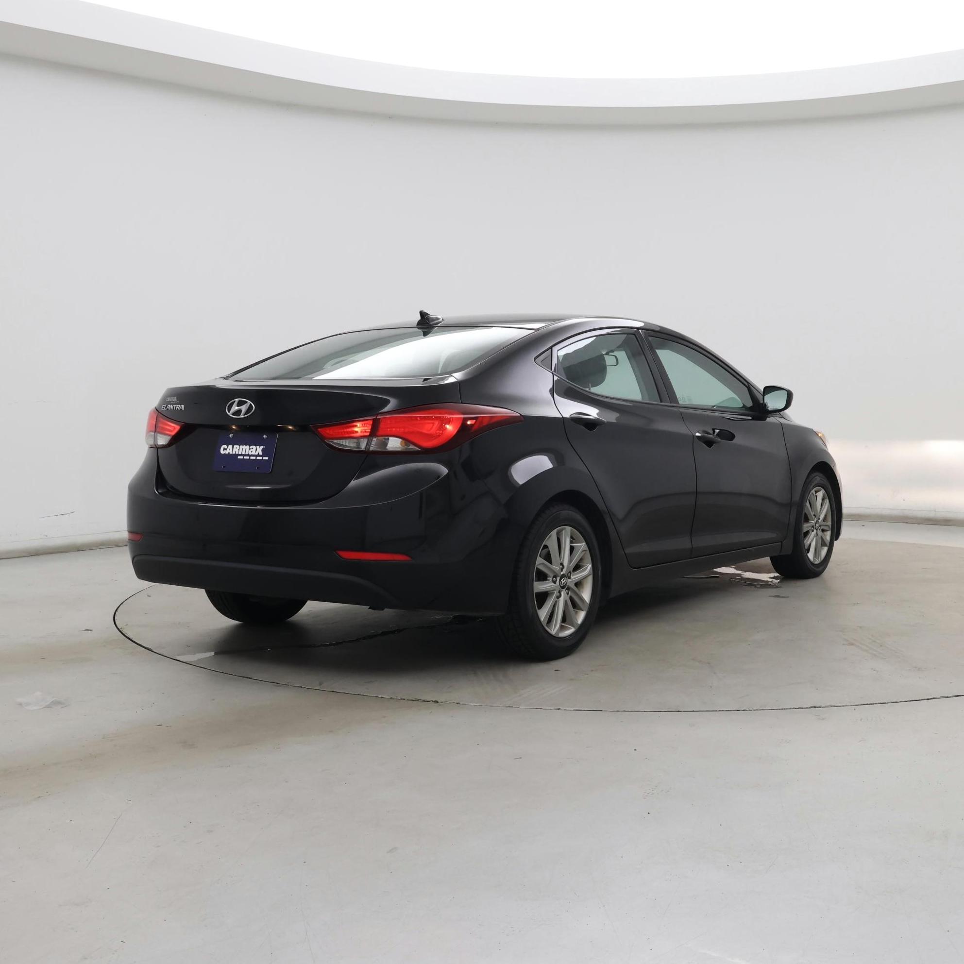 Thumbnail: 2016 Hyundai Elantra - 8