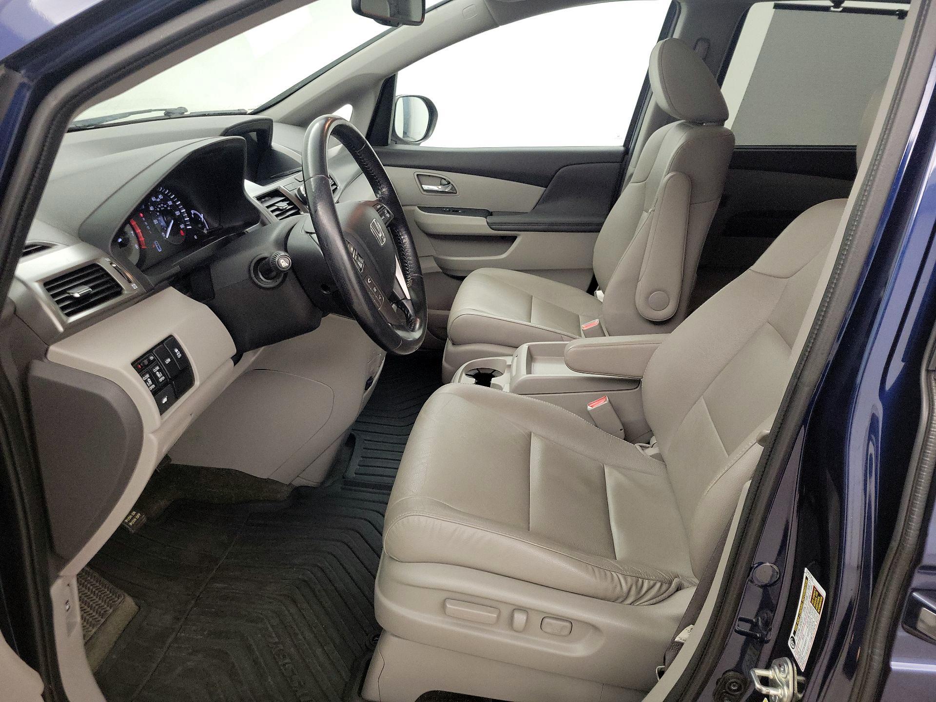 Thumbnail: 2016 Honda Odyssey - 11