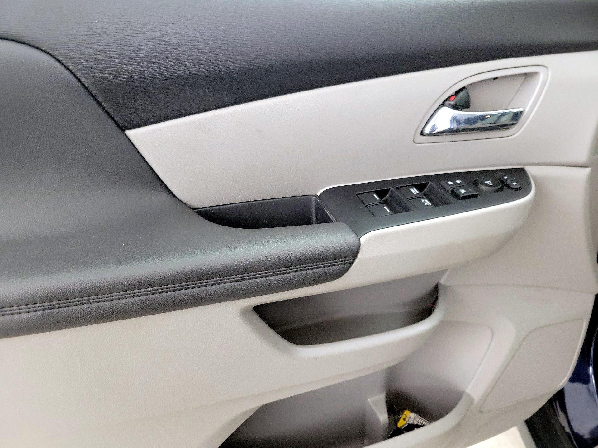 Thumbnail: 2016 Honda Odyssey - 12