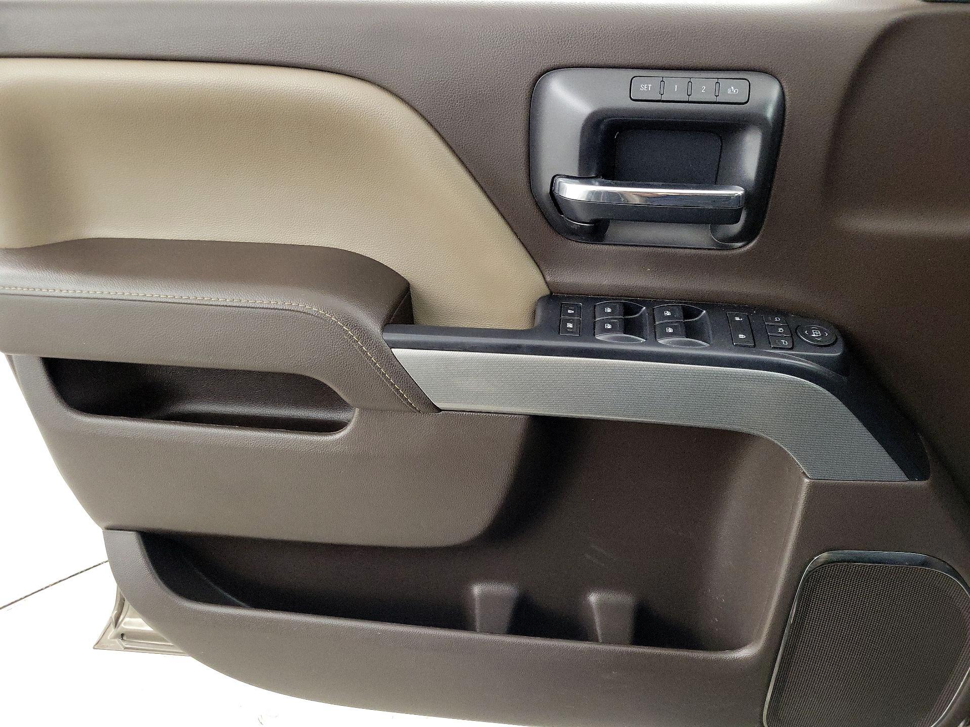 Thumbnail: 2015 Chevrolet Silverado 1500 - 12