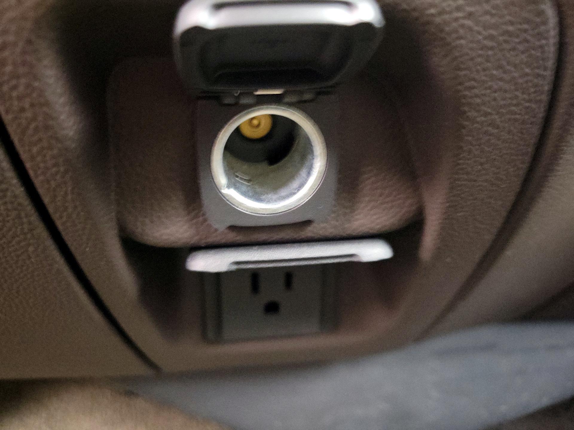 Thumbnail: 2015 Chevrolet Silverado 1500 - 19