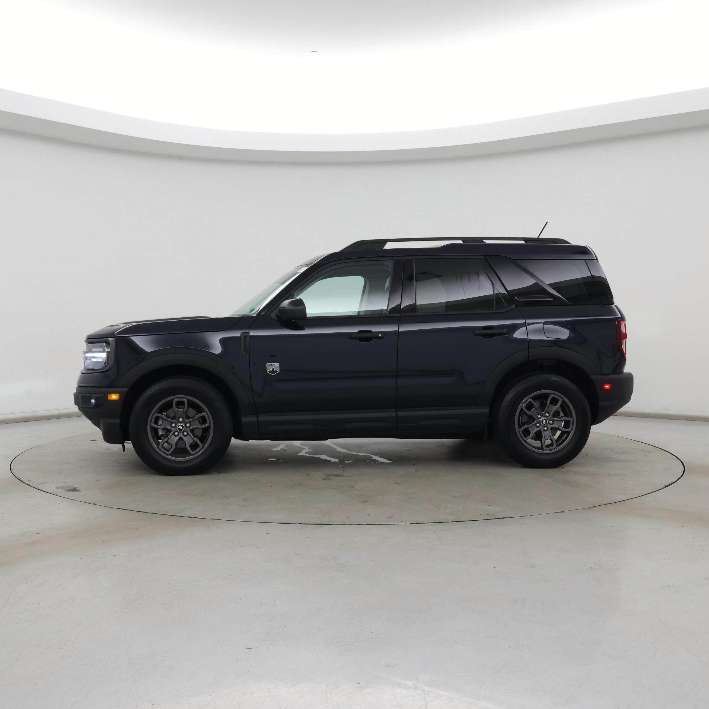 Thumbnail: 2023 Ford Bronco Sport - 3
