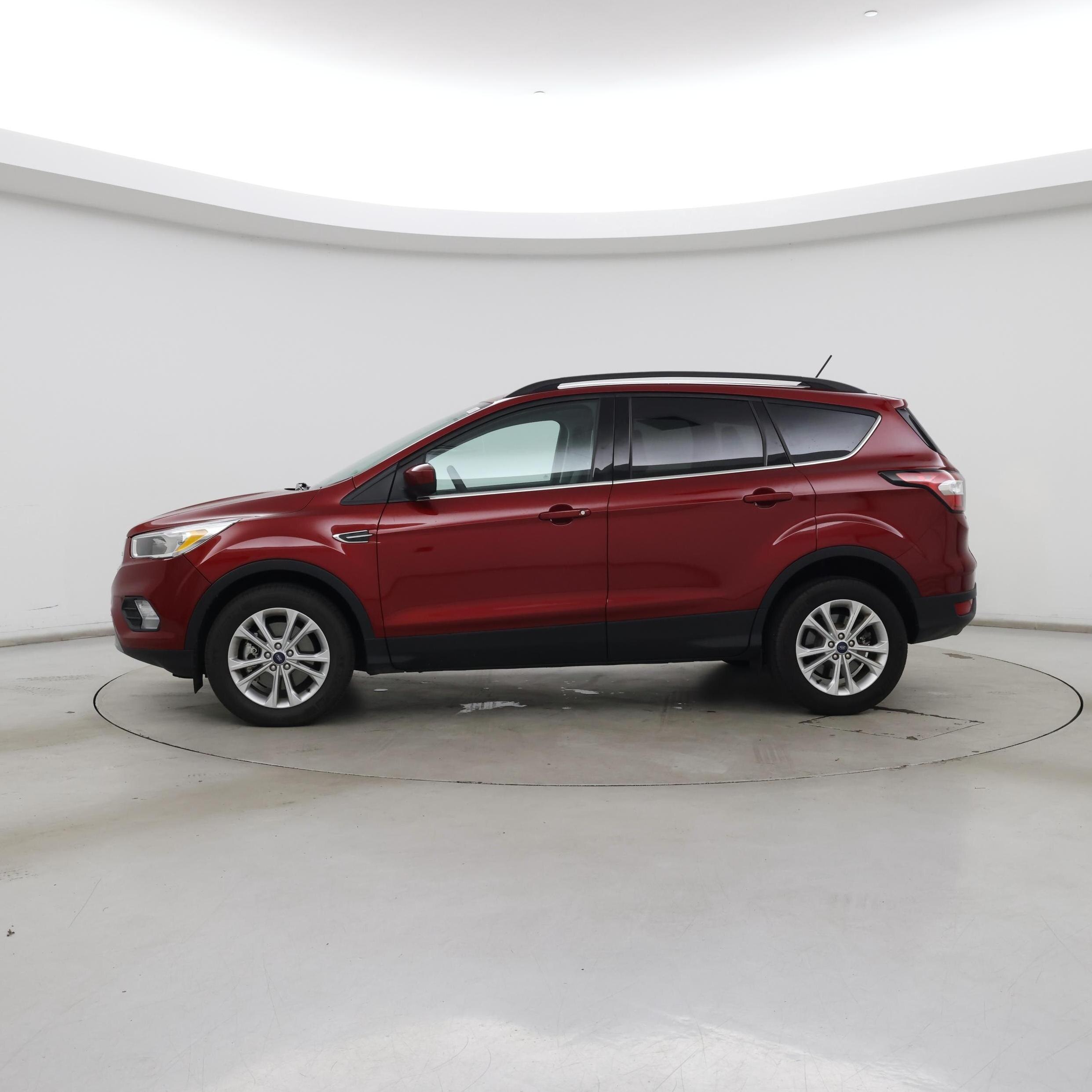 Thumbnail: 2018 Ford Escape - 3