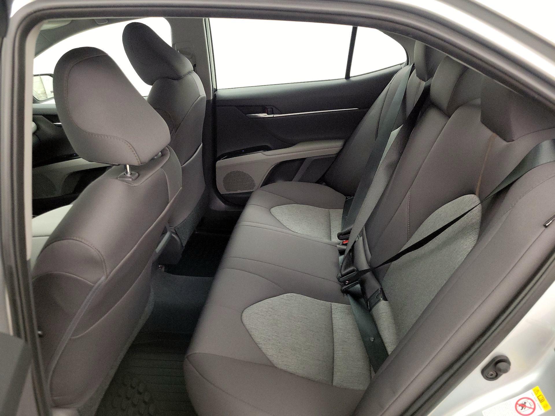 Thumbnail: 2018 Toyota Camry - 19