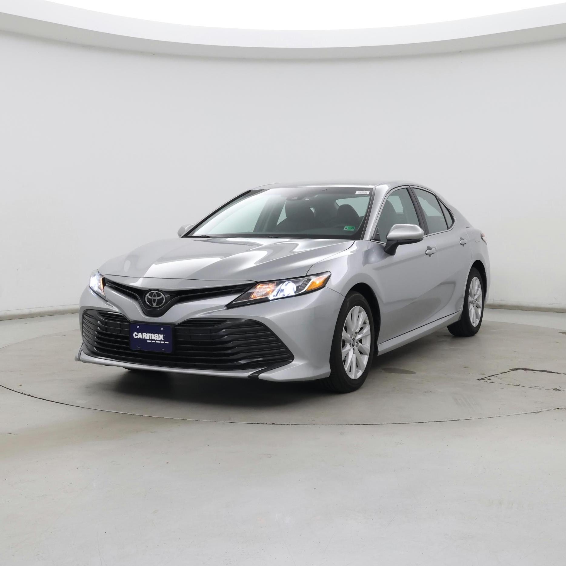 Thumbnail: 2018 Toyota Camry - 4