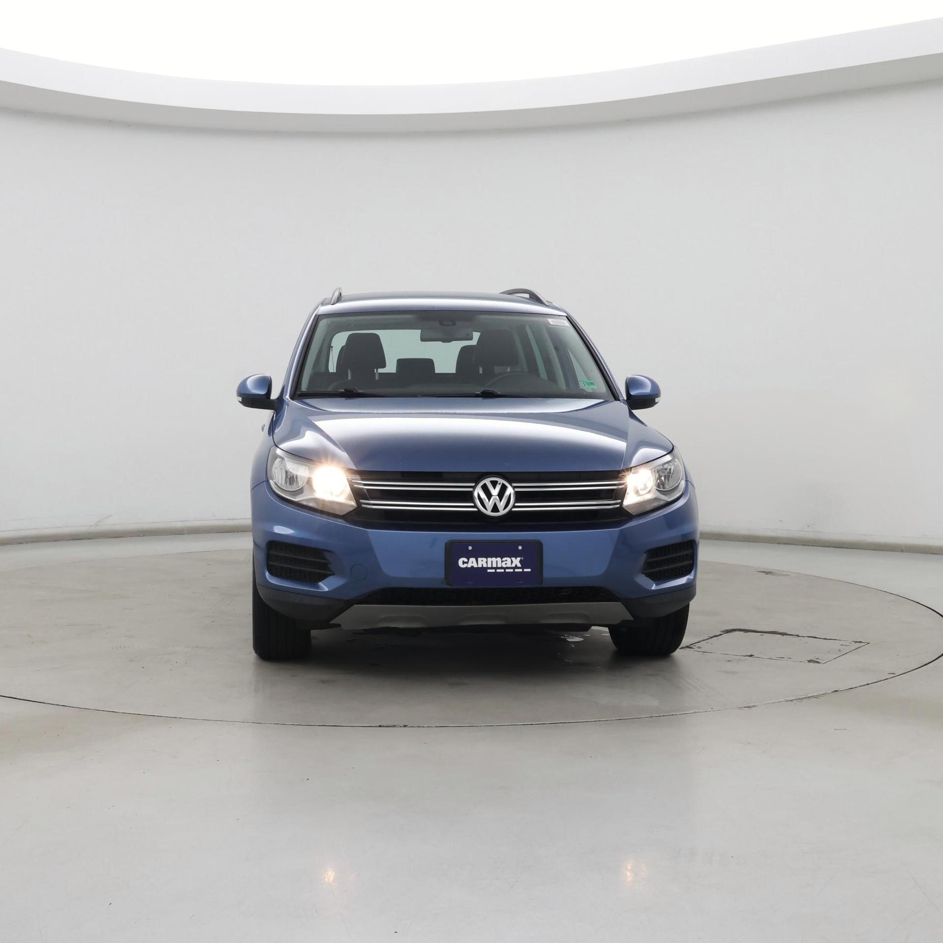 Thumbnail: 2017 Volkswagen Tiguan - 5
