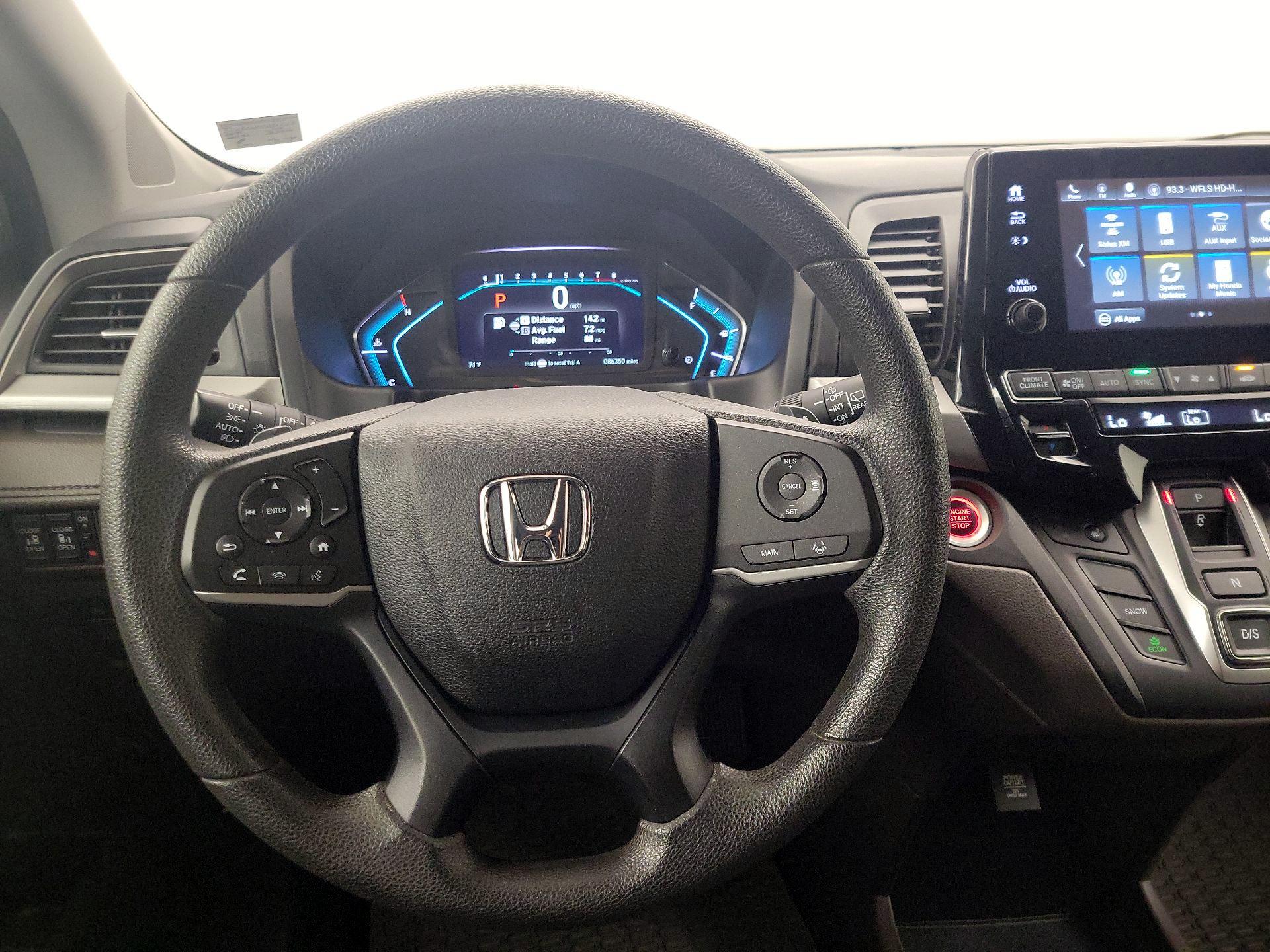 Thumbnail: 2018 Honda Odyssey - 10
