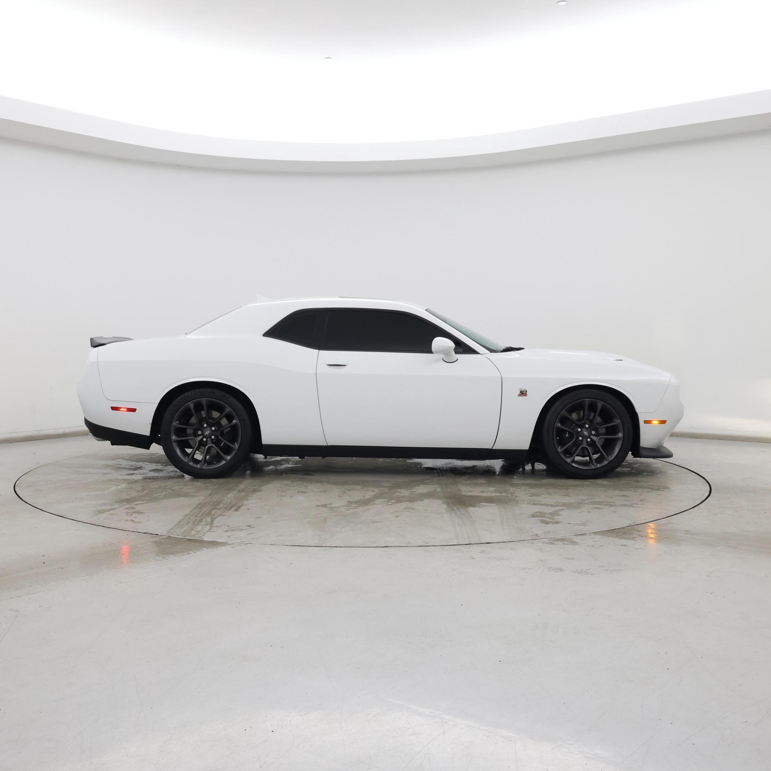 Thumbnail: 2021 Dodge Challenger - 7