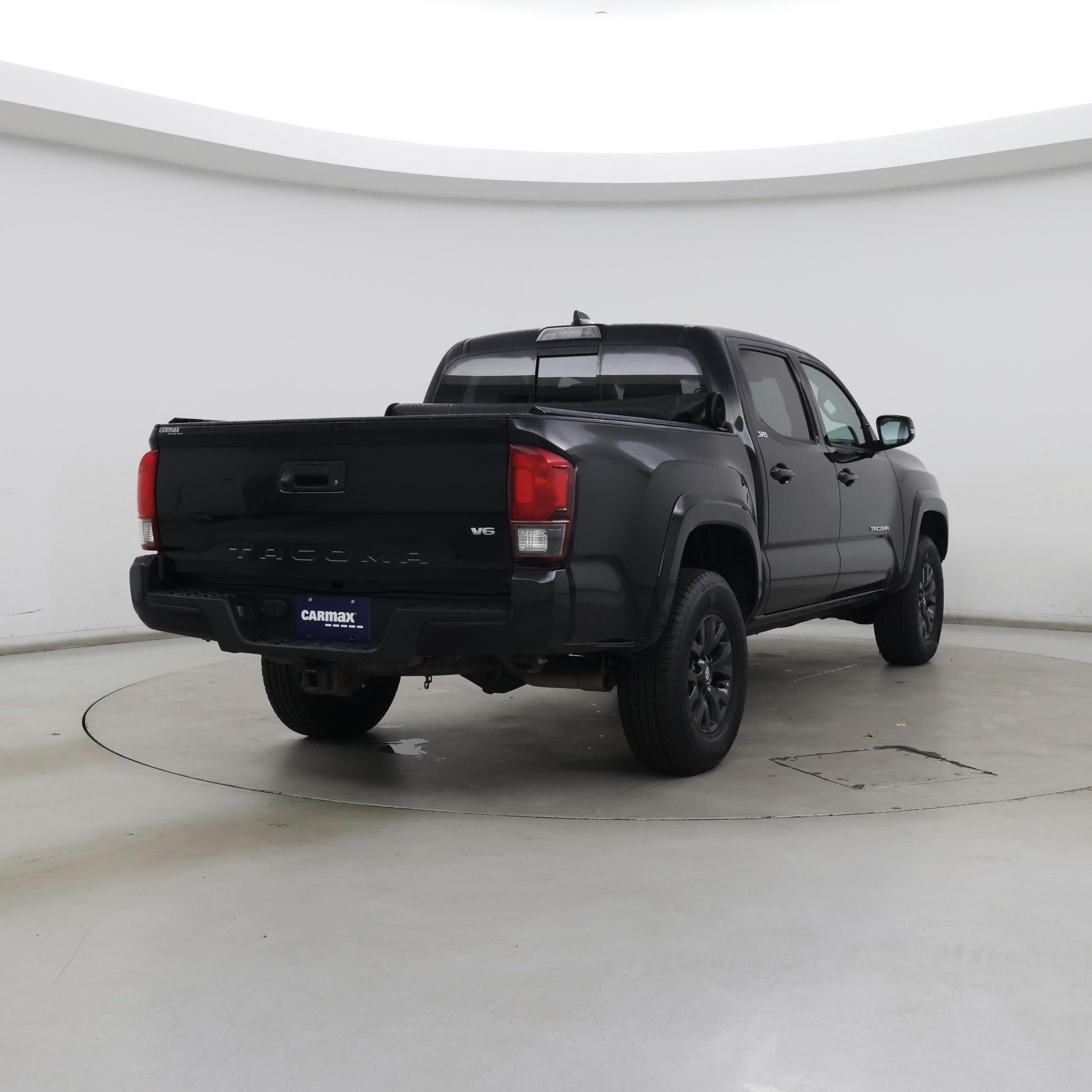 Thumbnail: 2022 Toyota Tacoma - 8