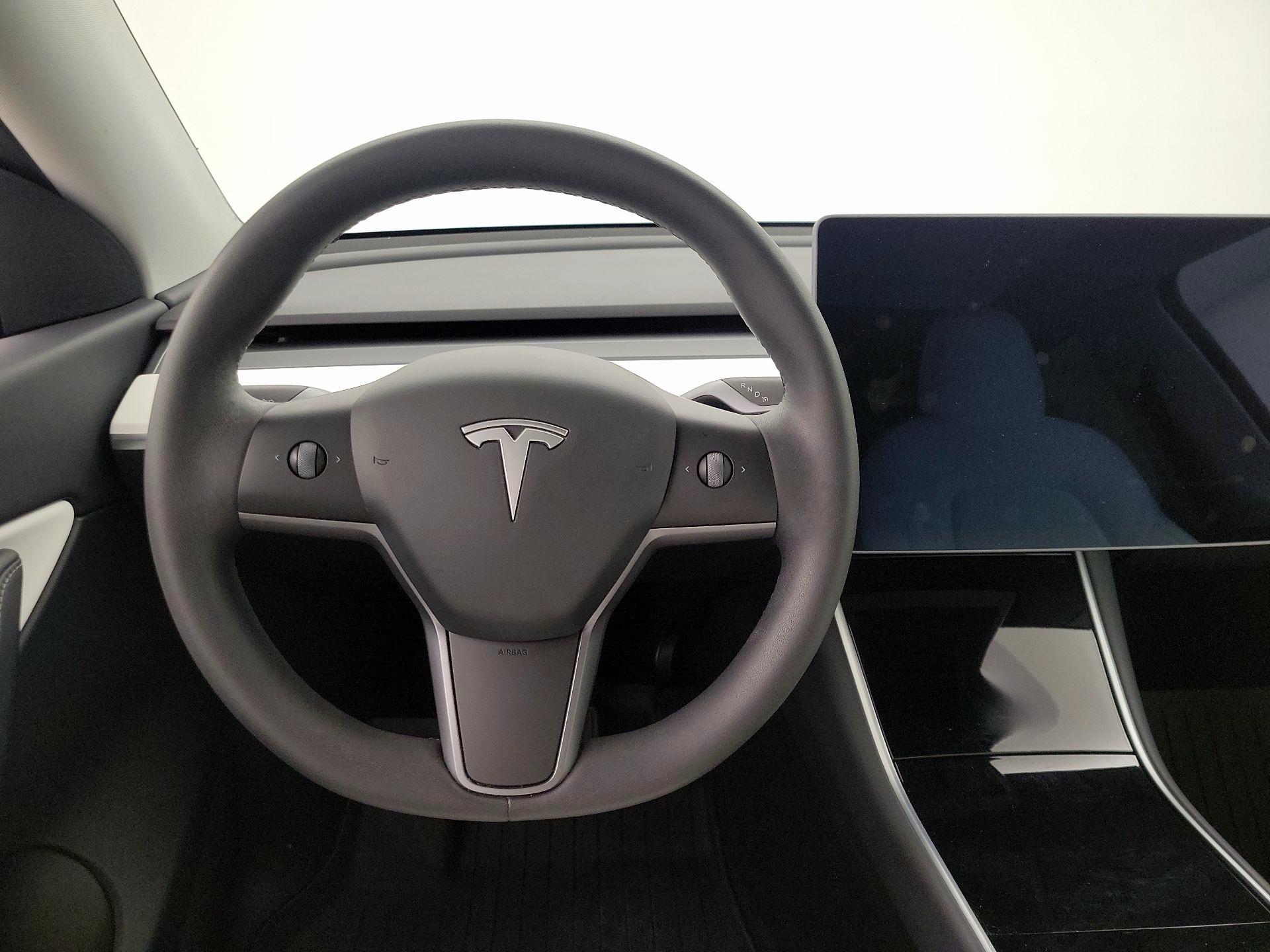 Thumbnail: 2021 Tesla Model Y - 10