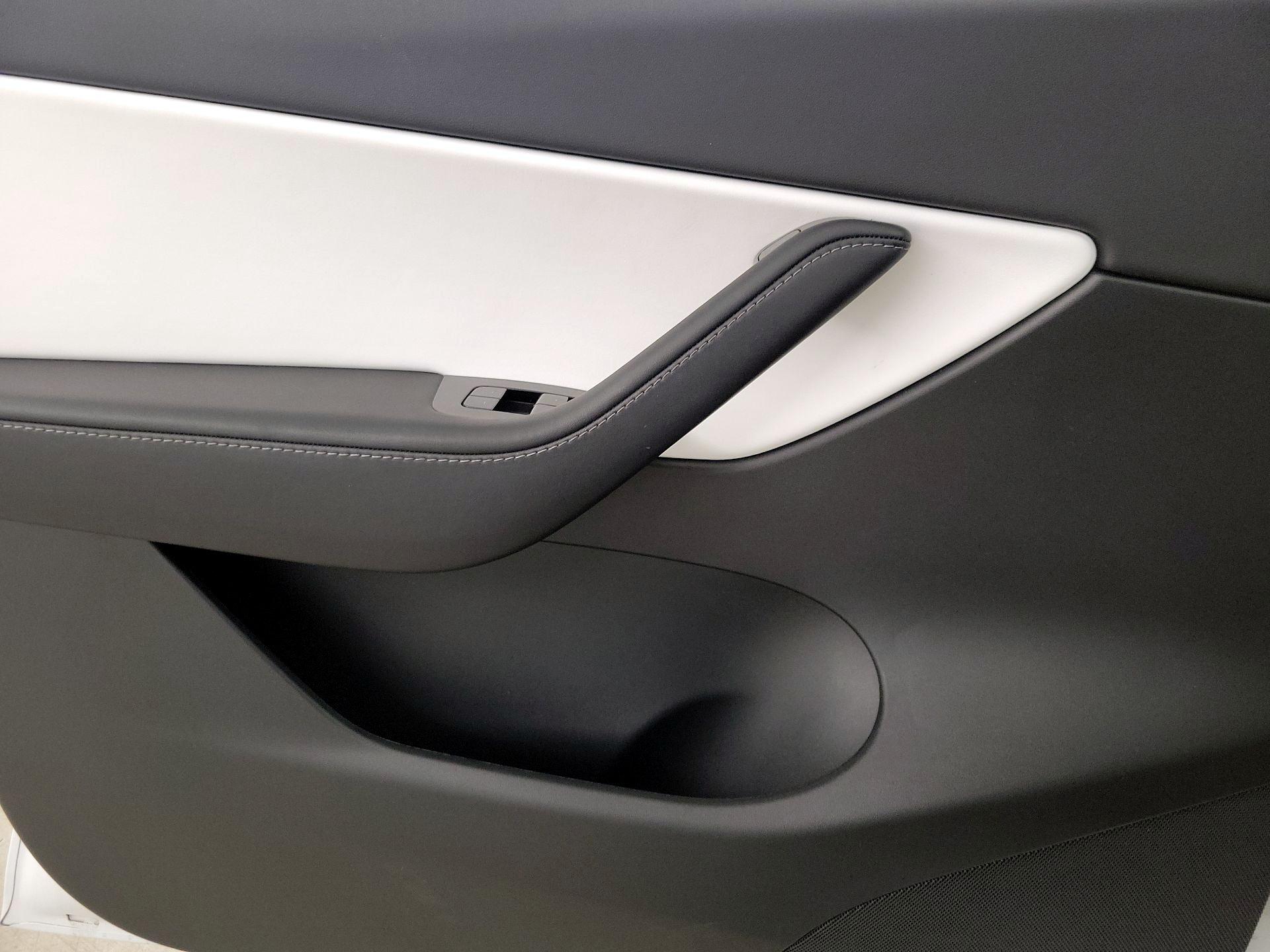 Thumbnail: 2021 Tesla Model Y - 12