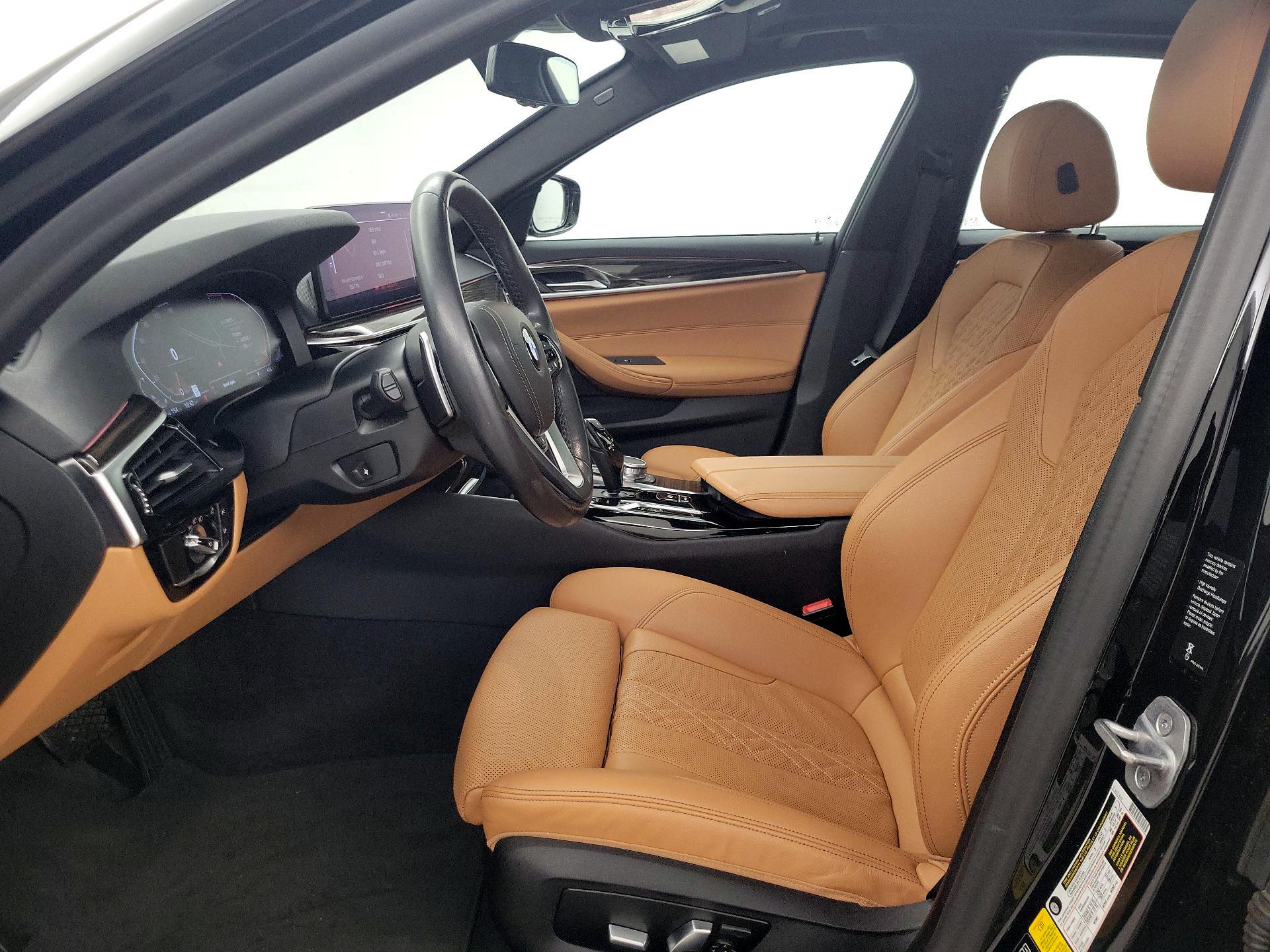 Thumbnail: 2021 BMW 5 Series - 11