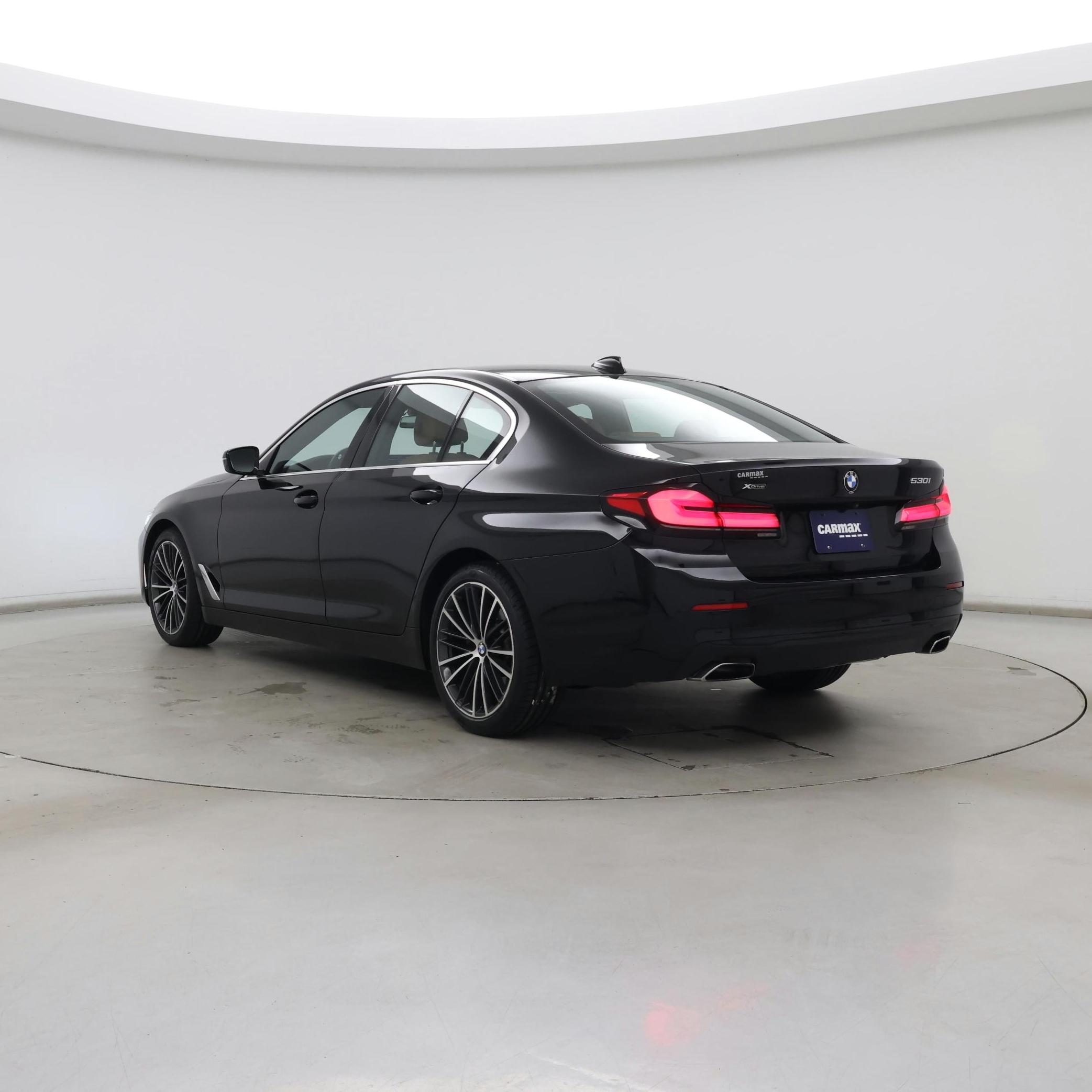 Thumbnail: 2021 BMW 5 Series - 2
