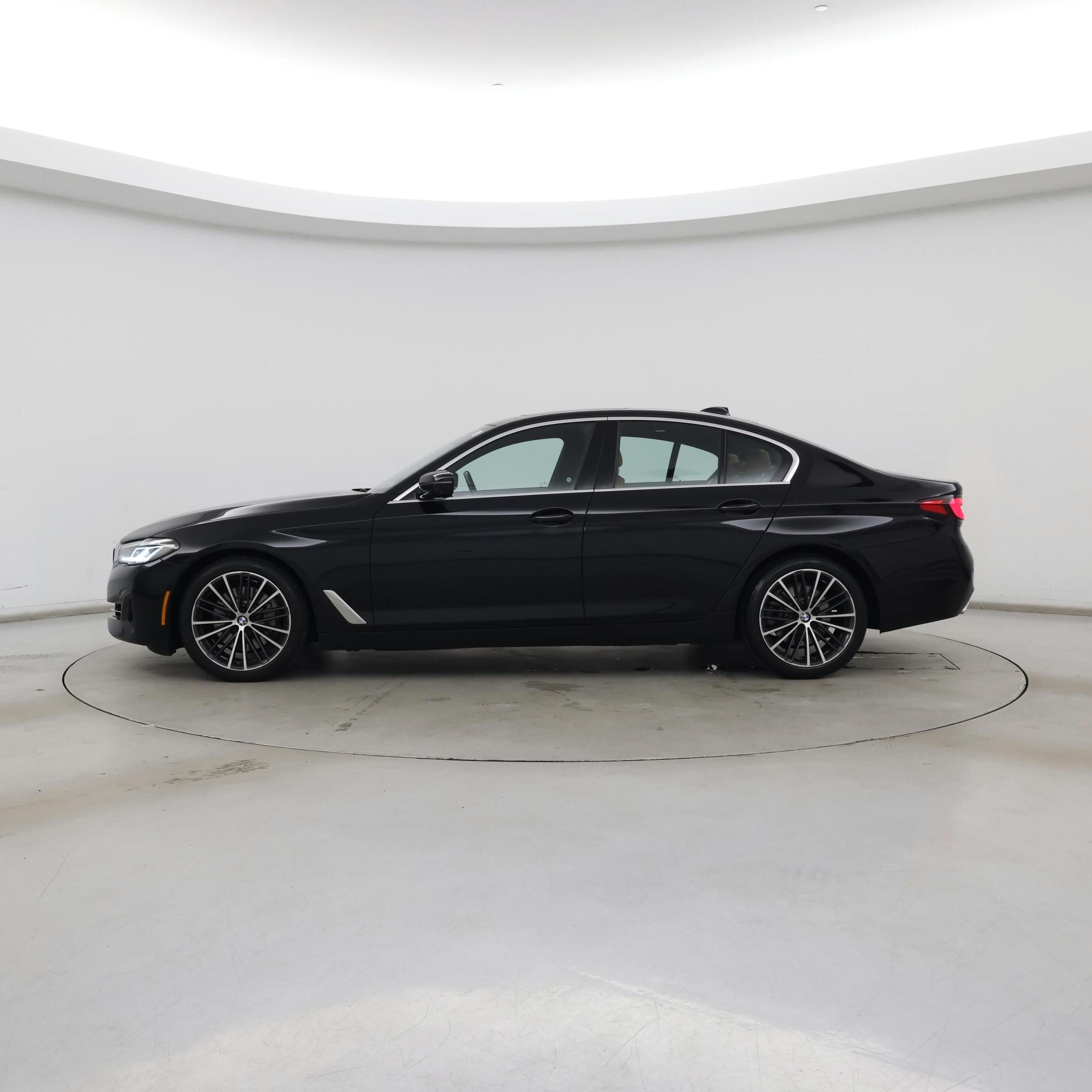 Thumbnail: 2021 BMW 5 Series - 3