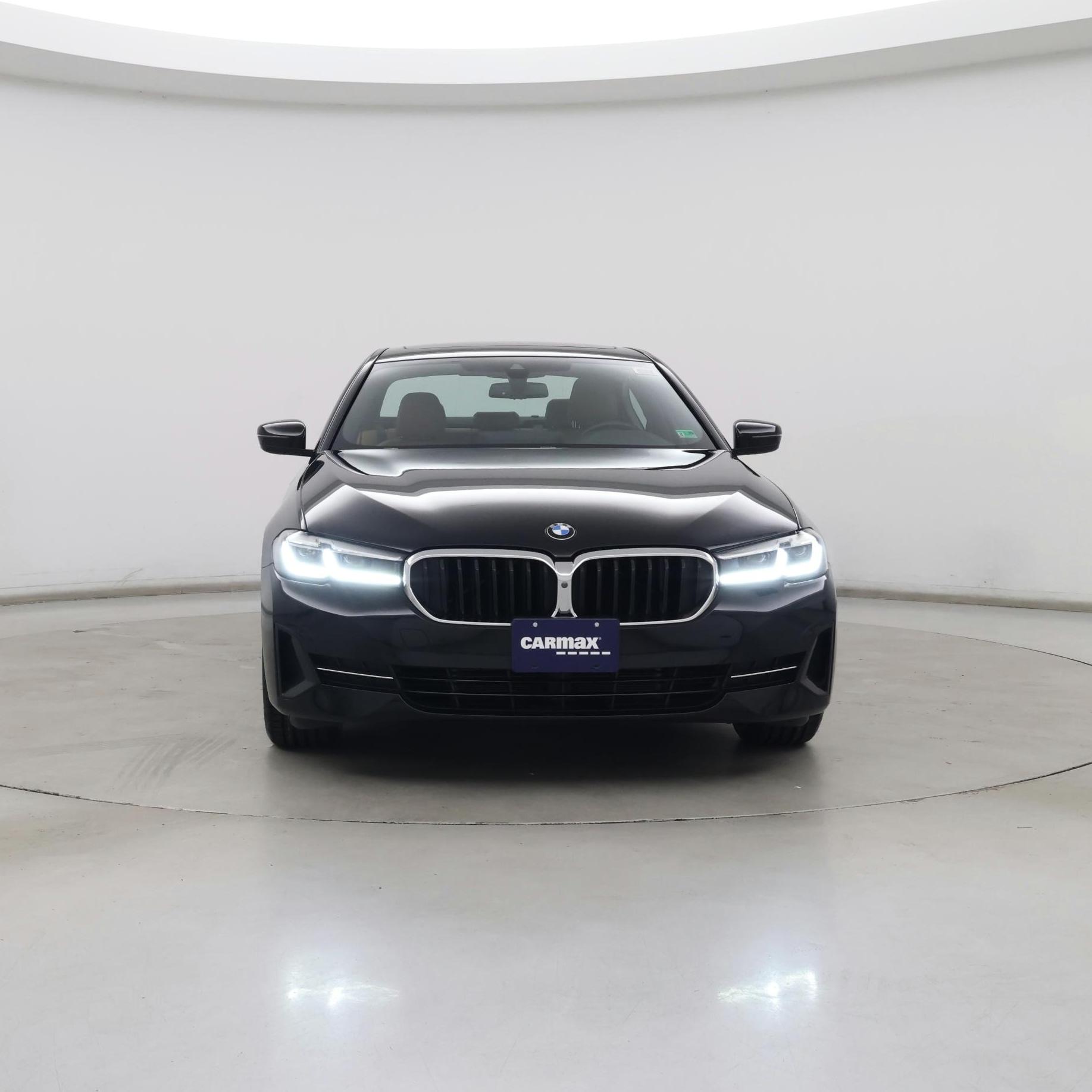 Thumbnail: 2021 BMW 5 Series - 5