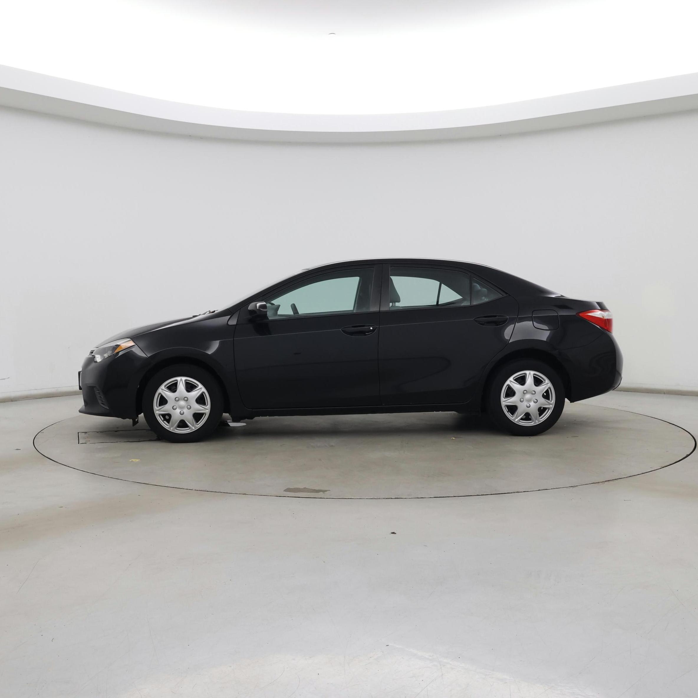 Thumbnail: 2016 Toyota Corolla - 3