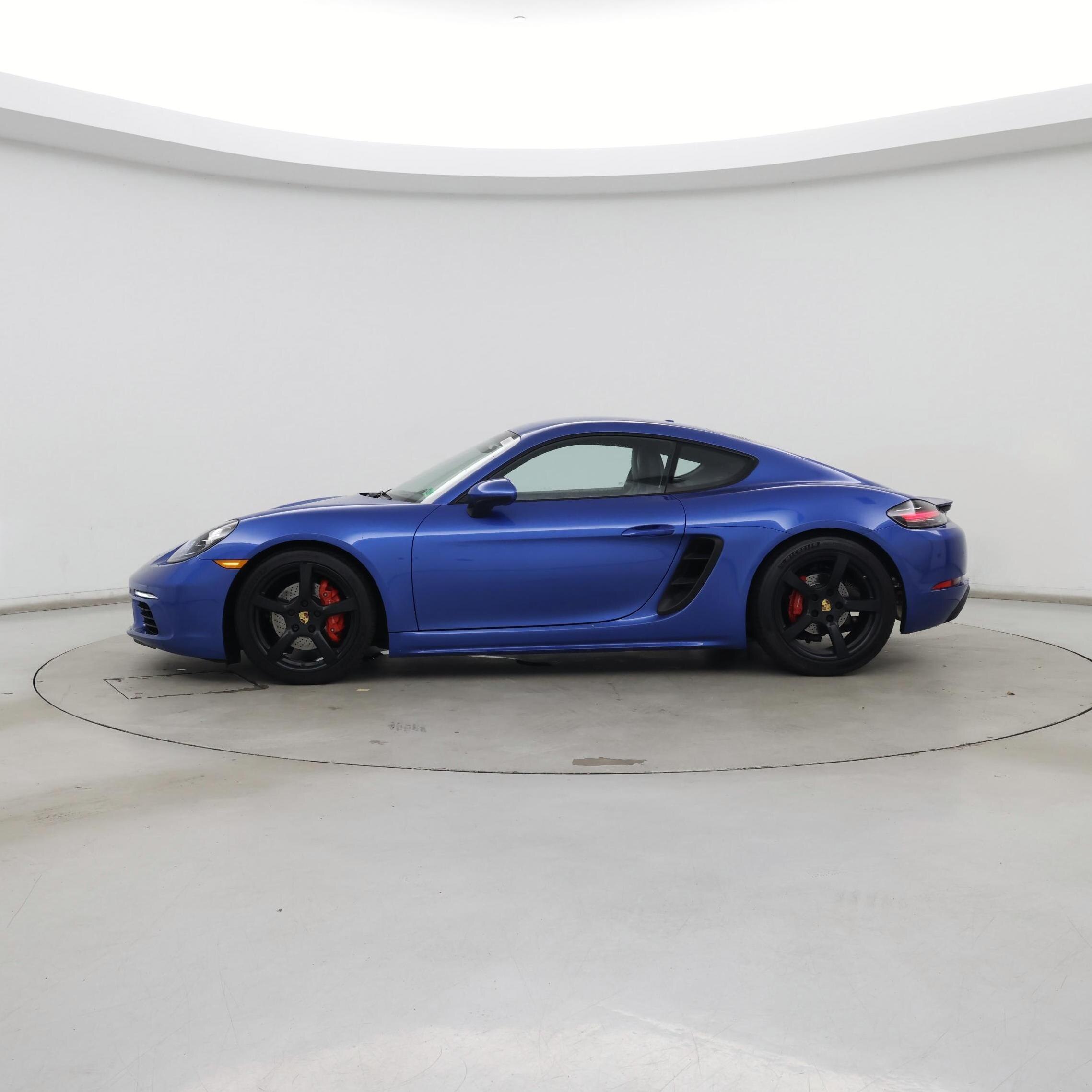 Thumbnail: 2018 Porsche 718 Cayman - 3