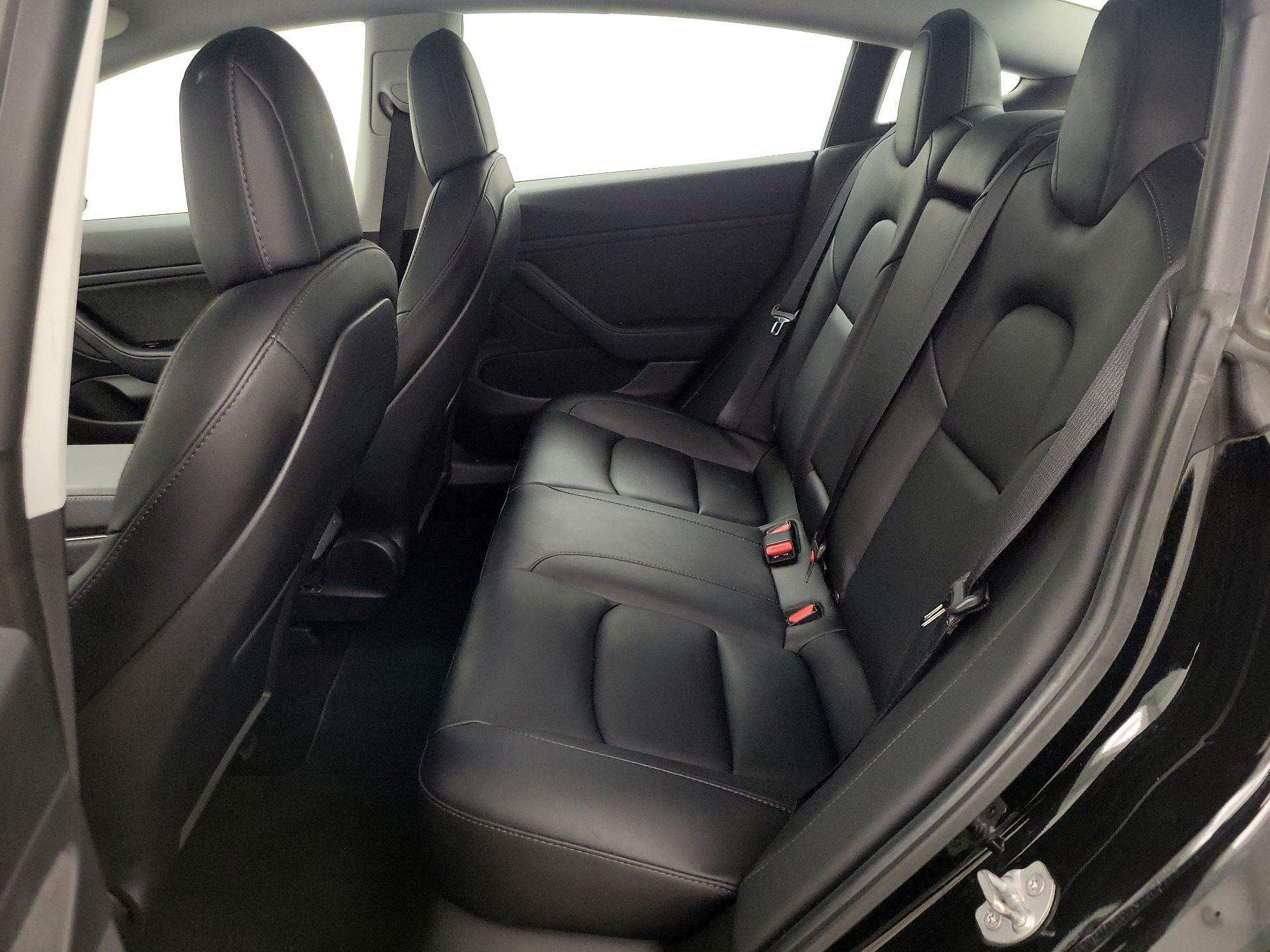 Thumbnail: 2020 Tesla Model 3 - 19