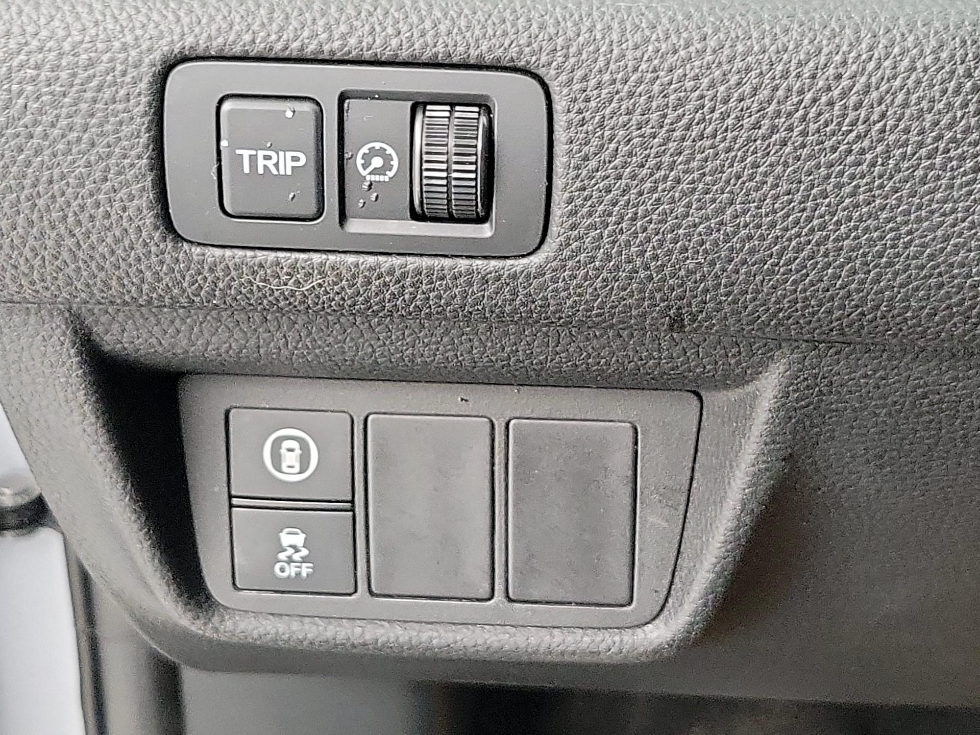 Thumbnail: 2018 Honda Accord - 13