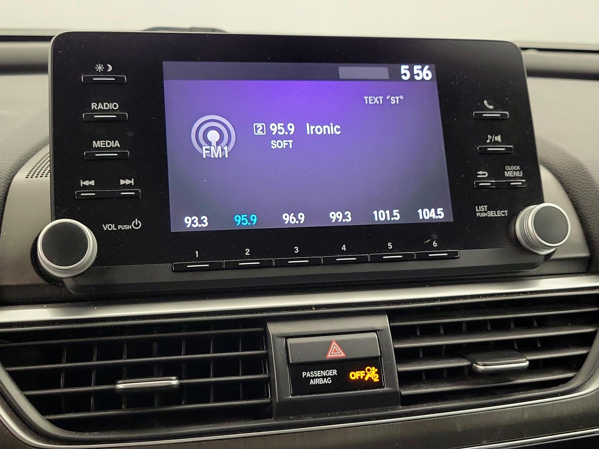 Thumbnail: 2018 Honda Accord - 15