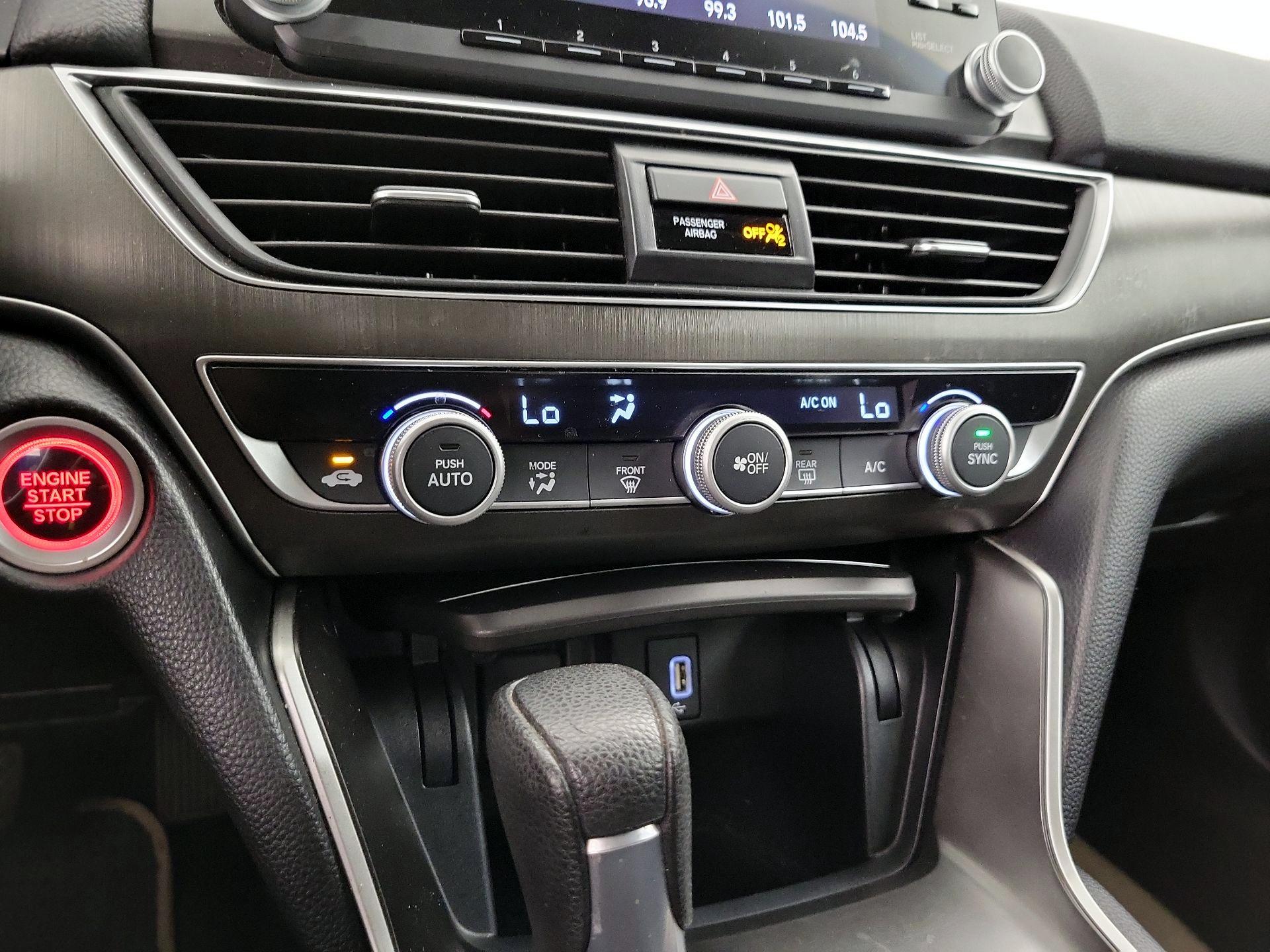 Thumbnail: 2018 Honda Accord - 16