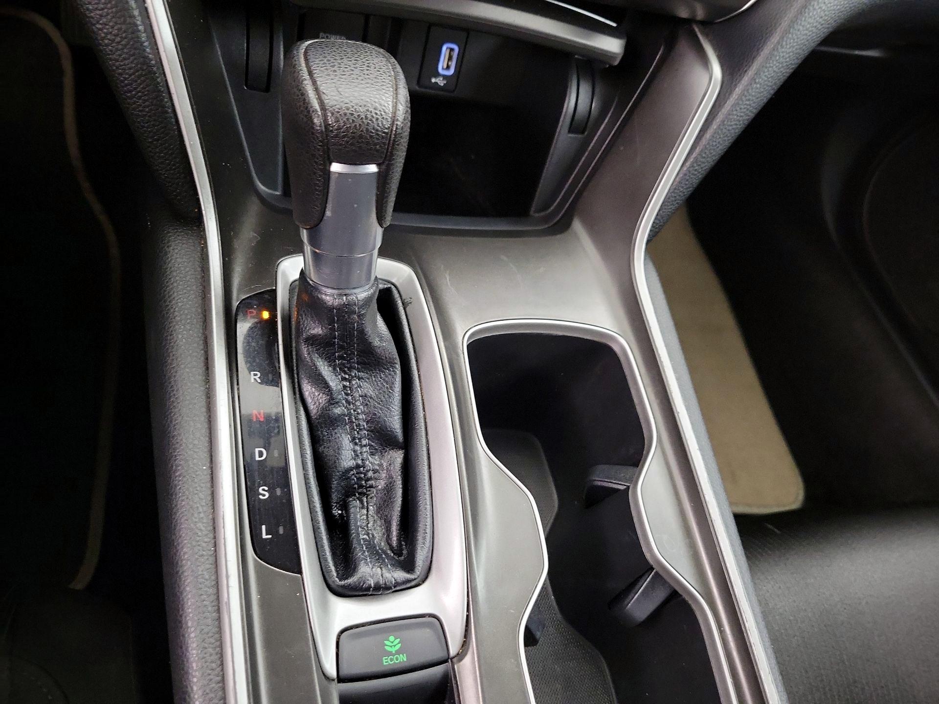 Thumbnail: 2018 Honda Accord - 17