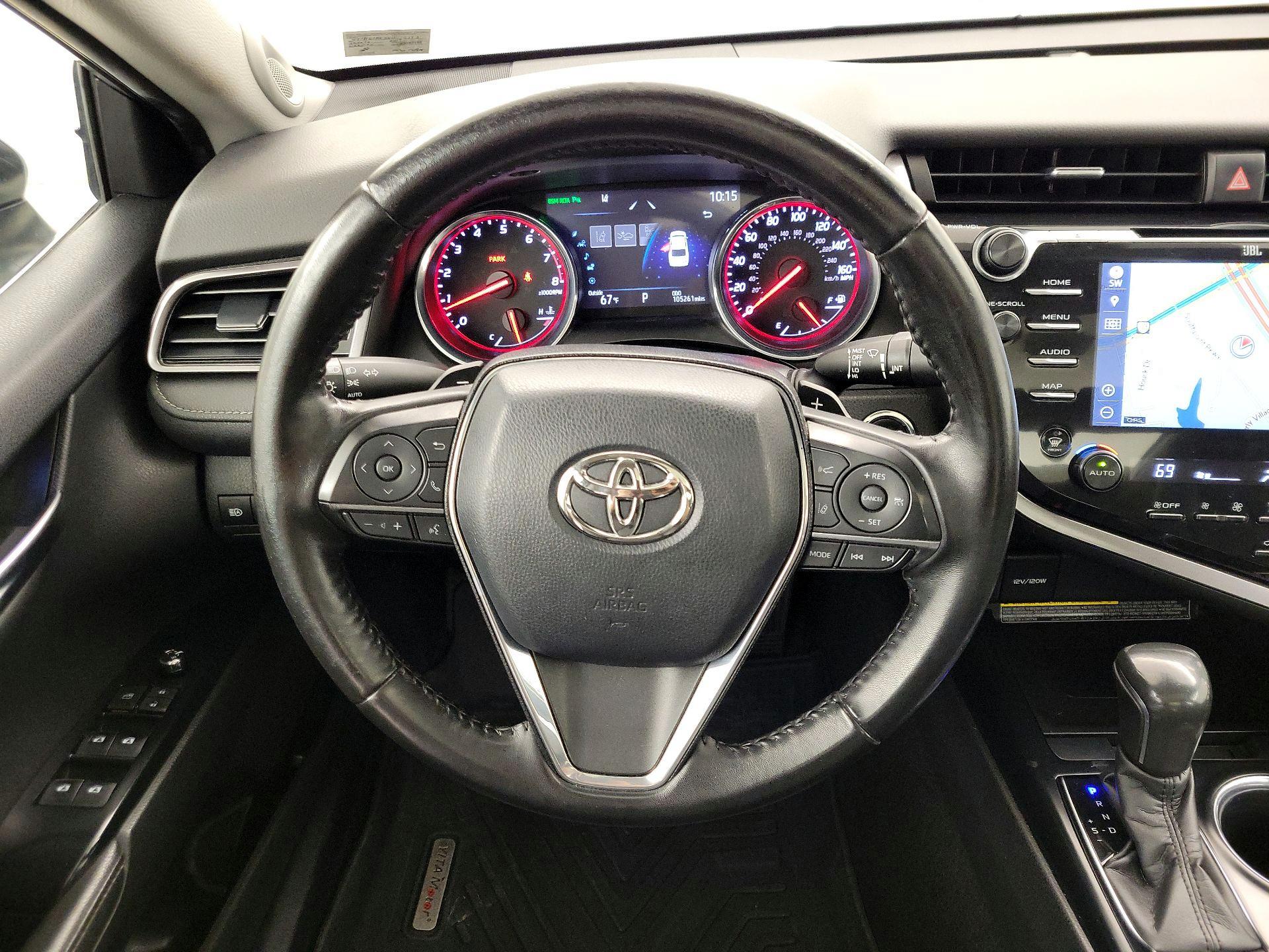Thumbnail: 2019 Toyota Camry - 10