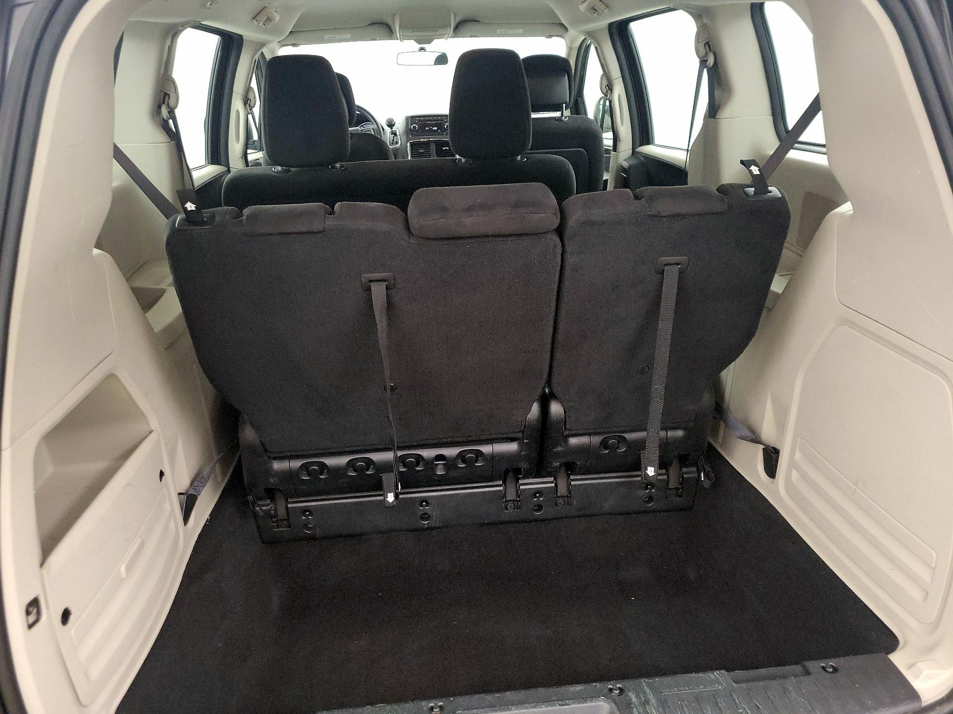 Thumbnail: 2015 Dodge Grand Caravan - 20